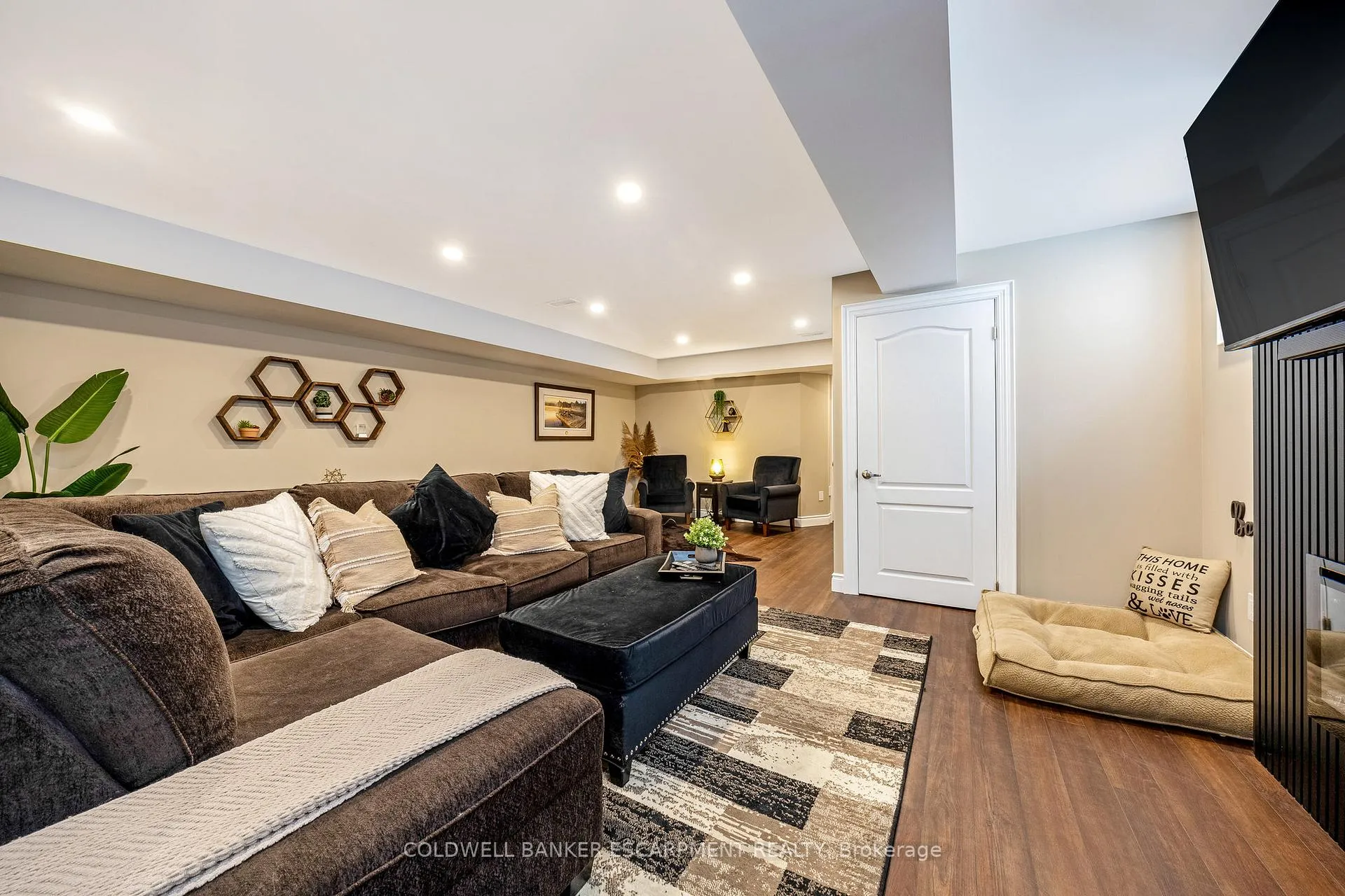 Photo 33 of 107 Taylor Avenue, Guelph/Eramosa, Rockwood — HOMEH