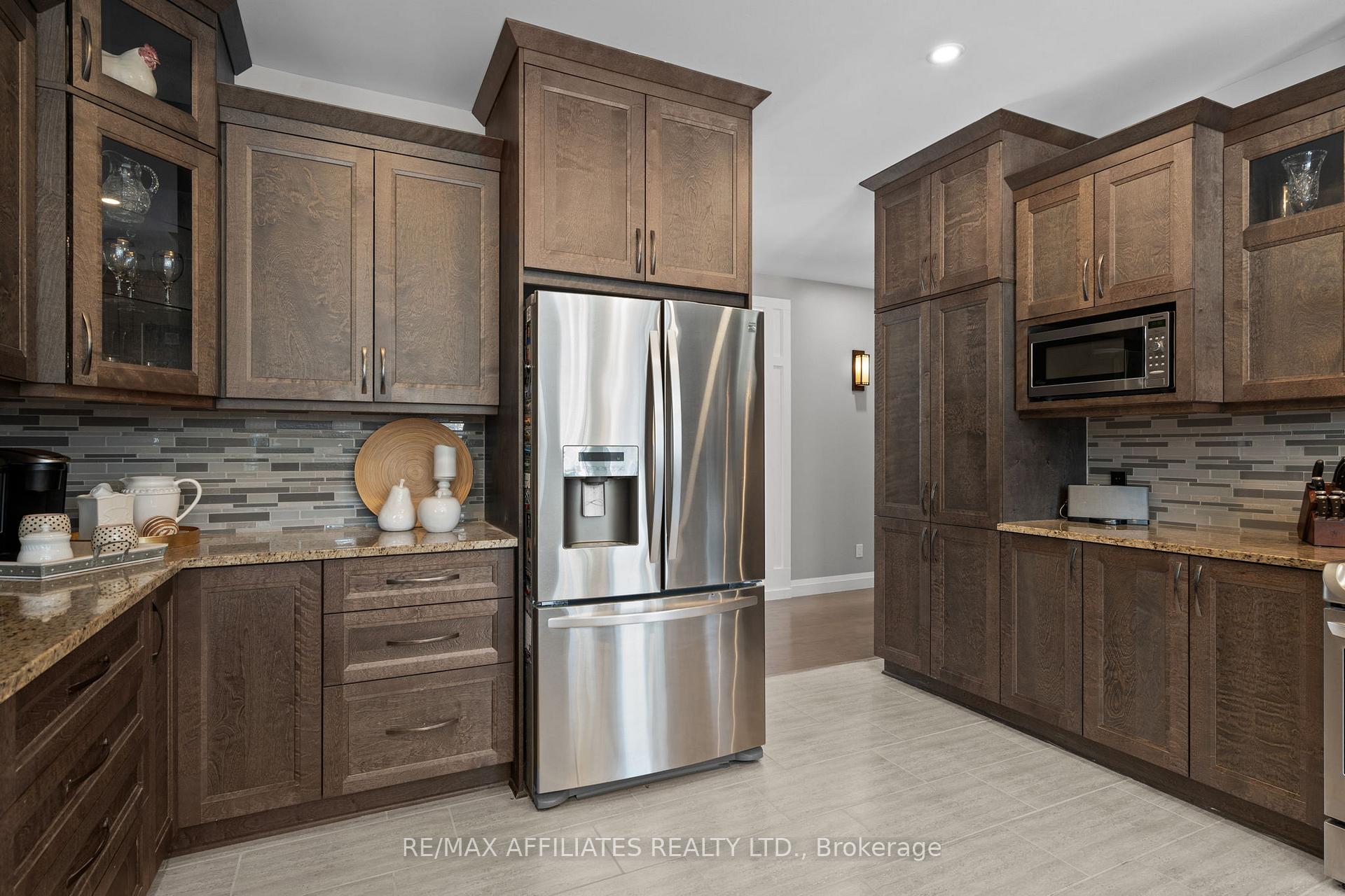 Photo 10 of 883 Deertail Lane, Ottawa, Huntley Ward (North West) — HOMEH