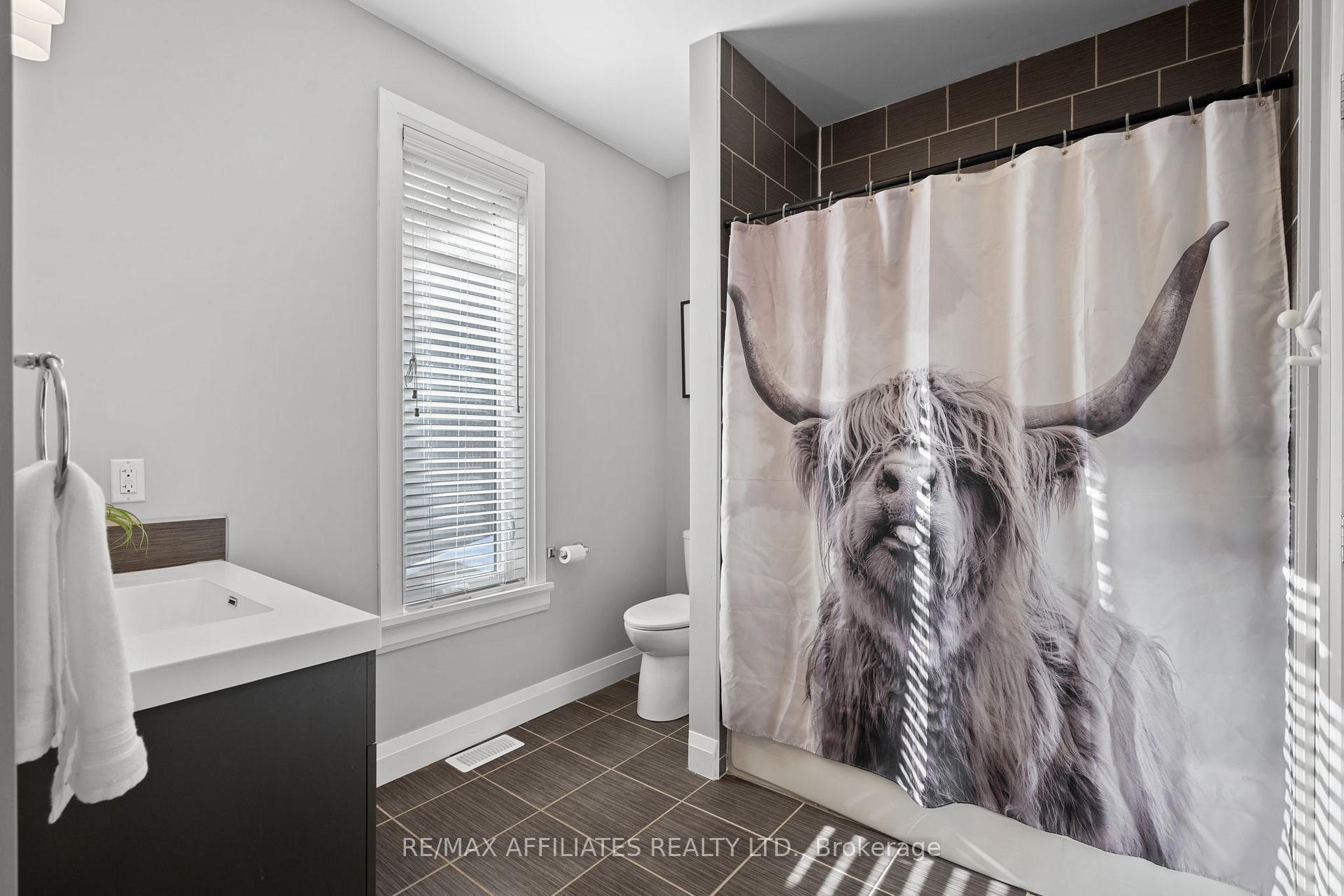 Photo 18 of 883 Deertail Lane, Ottawa, Huntley Ward (North West) — HOMEH