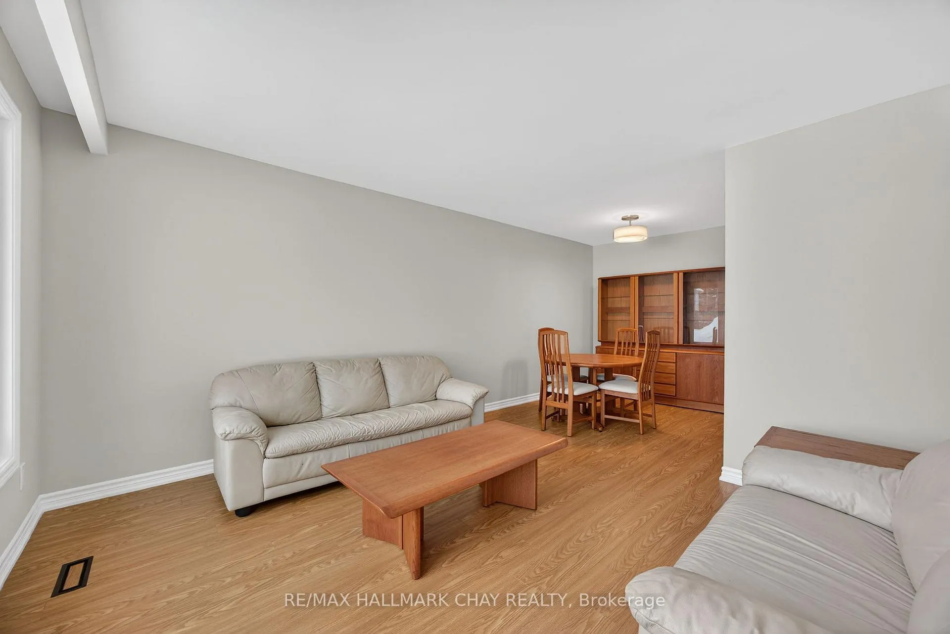 Photo 10 of 15 Curtiss Court, Barrie, Grove East — HOMEH