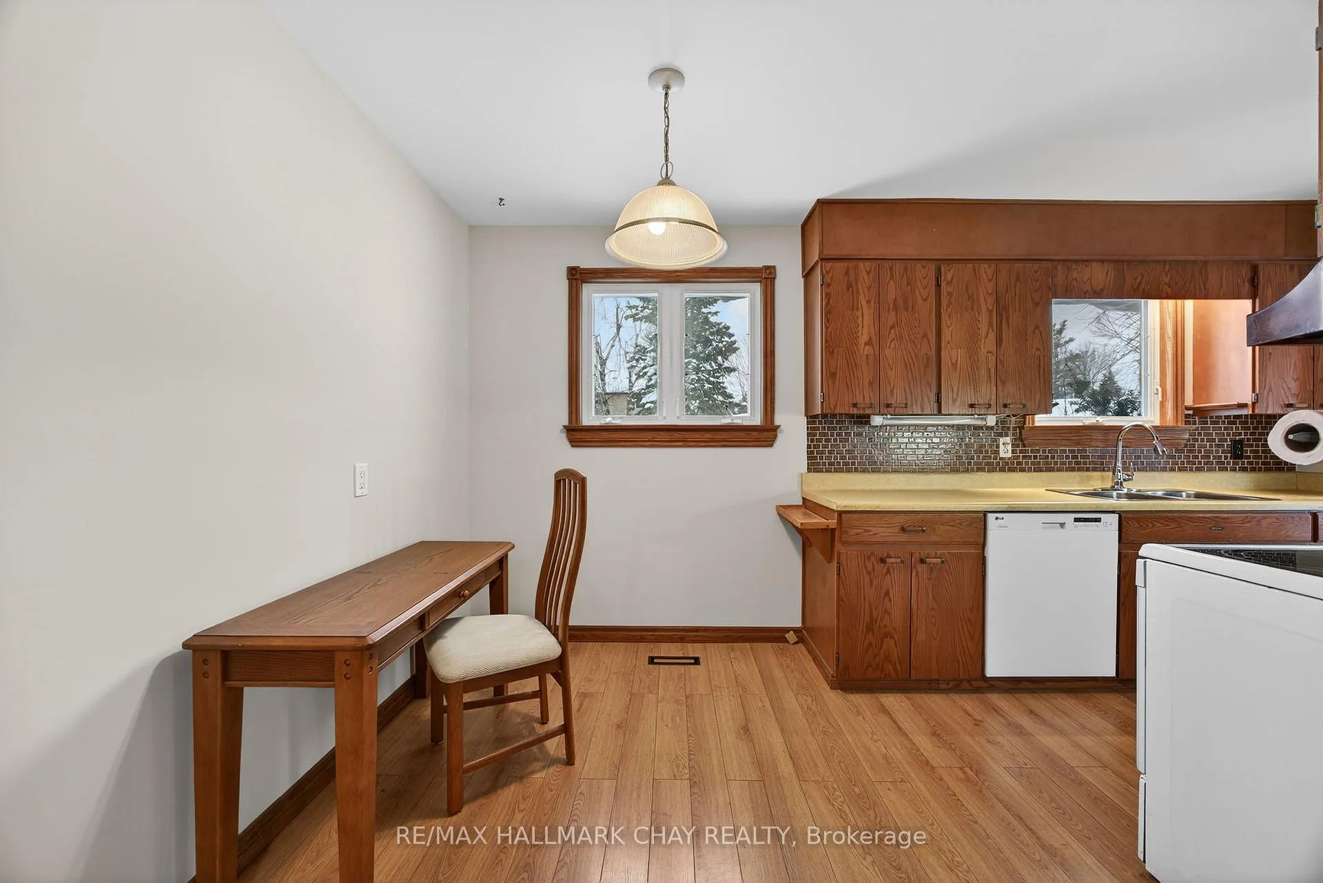 Photo 19 of 15 Curtiss Court, Barrie, Grove East — HOMEH