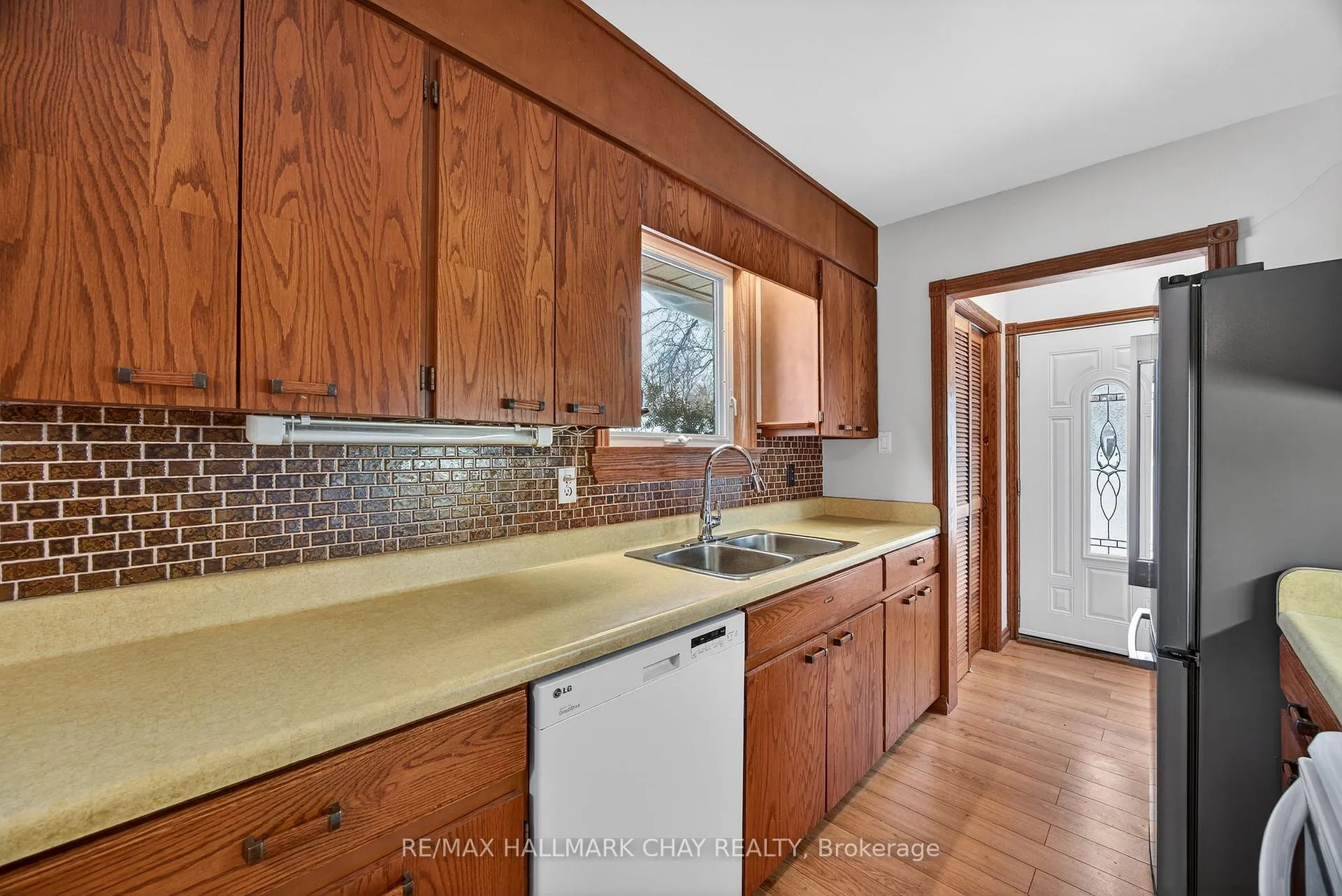 Photo 22 of 15 Curtiss Court, Barrie, Grove East — HOMEH