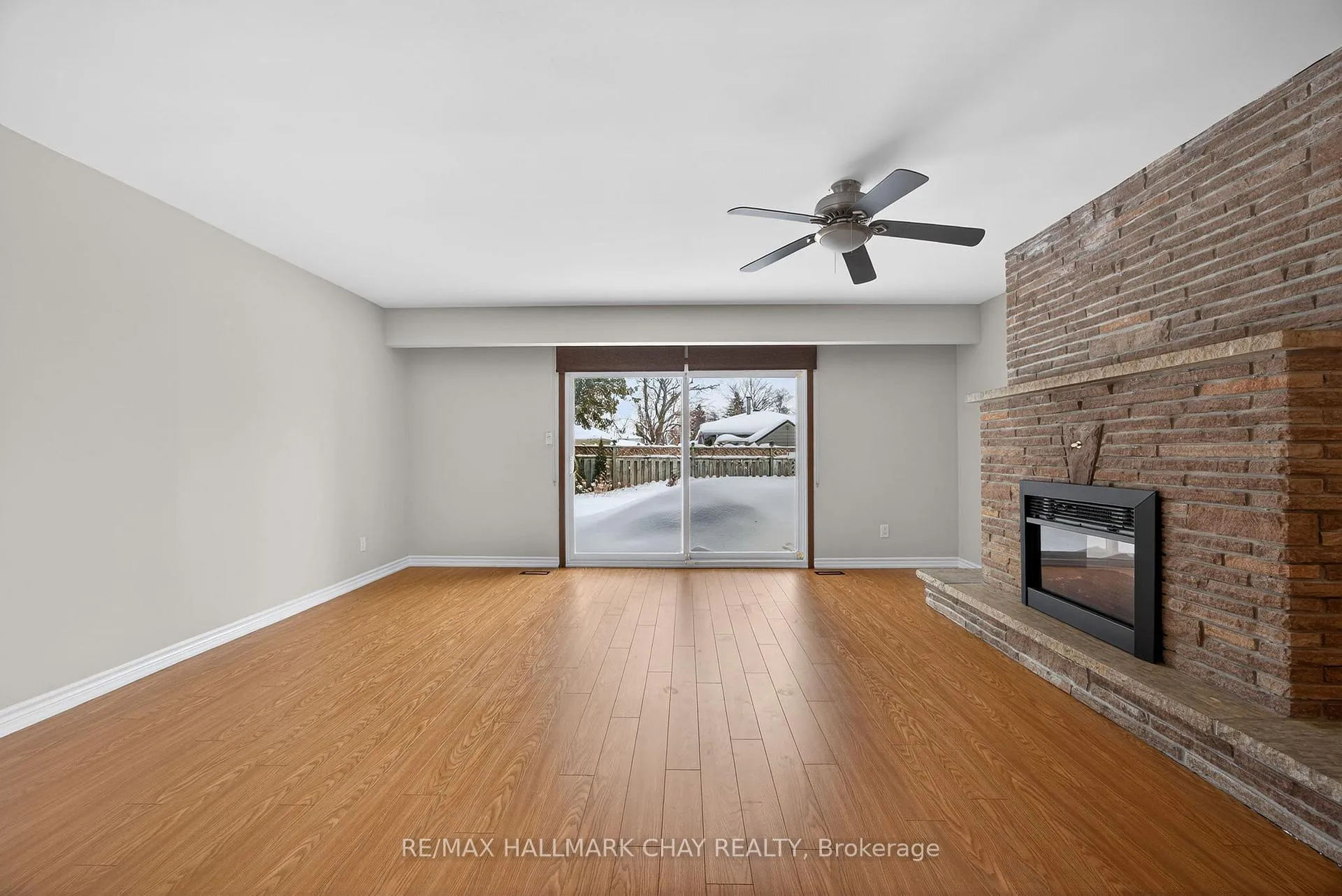 Photo 24 of 15 Curtiss Court, Barrie, Grove East — HOMEH