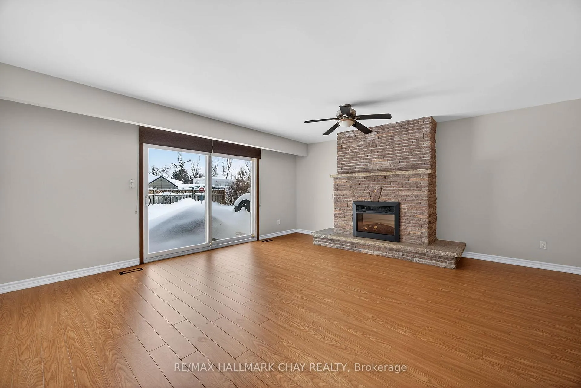 Photo 25 of 15 Curtiss Court, Barrie, Grove East — HOMEH