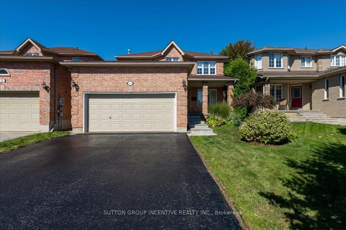 Photo 2 of 40 Livia Herman Way, Barrie, East Bayfield — HOMEH