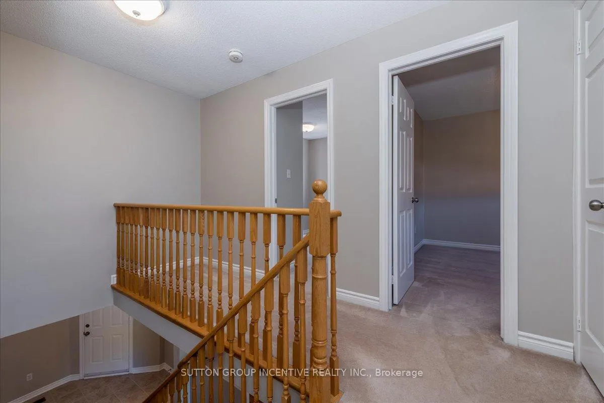Photo 27 of 40 Livia Herman Way, Barrie, East Bayfield — HOMEH