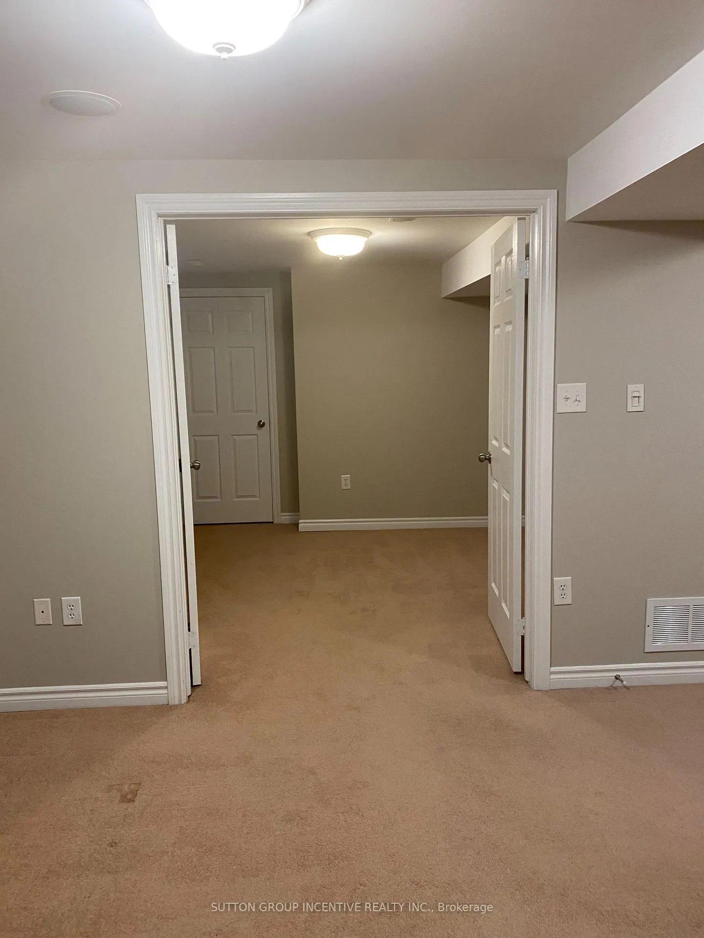Photo 28 of 40 Livia Herman Way, Barrie, East Bayfield — HOMEH
