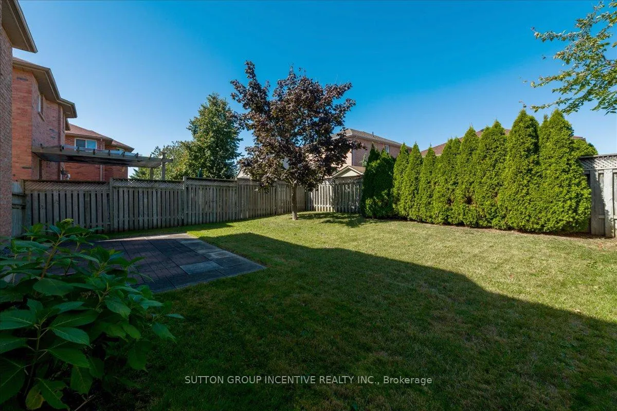 Photo 36 of 40 Livia Herman Way, Barrie, East Bayfield — HOMEH