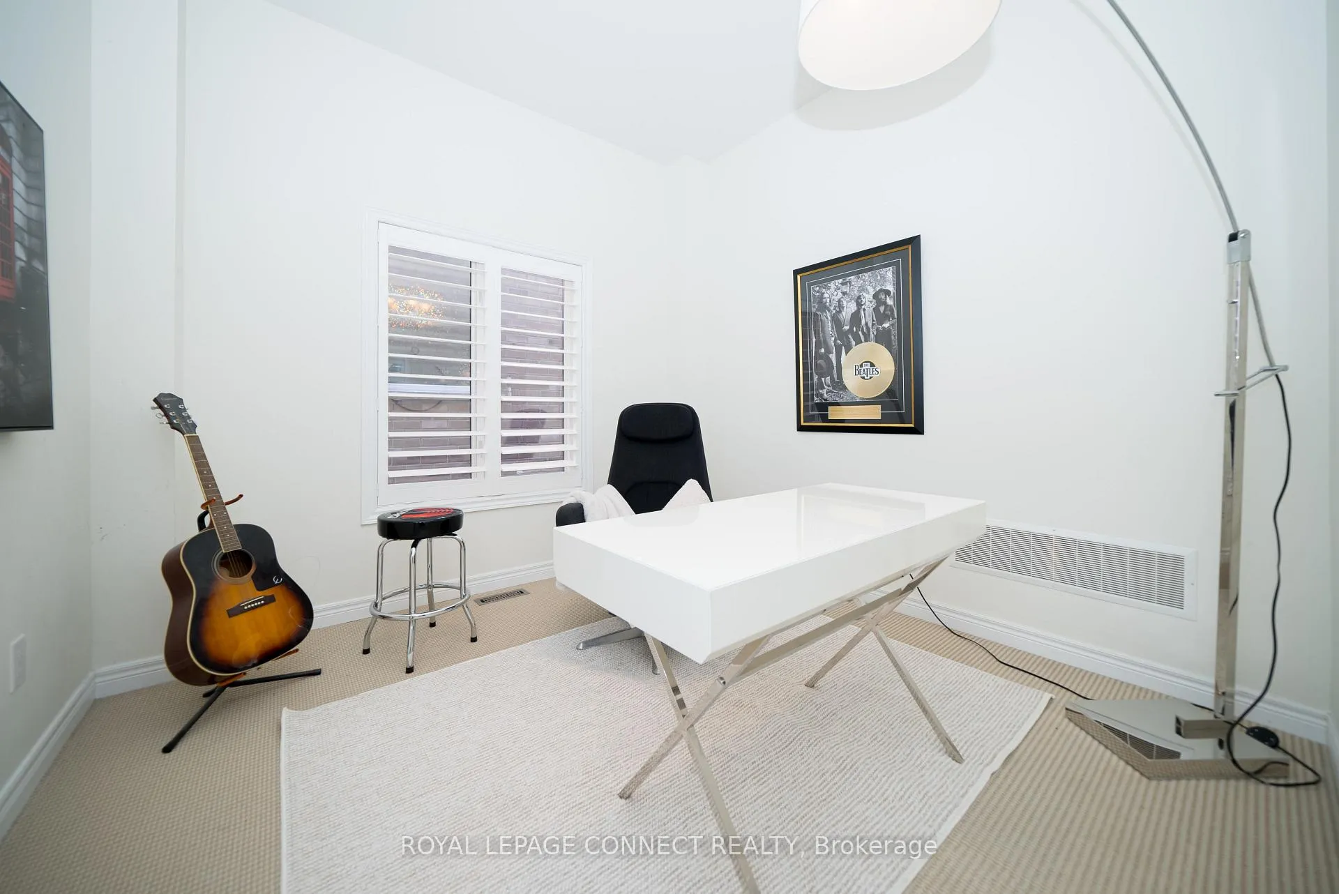 Photo 19 of 18 Kane Crescent, Aurora, Bayview Northeast — HOMEH