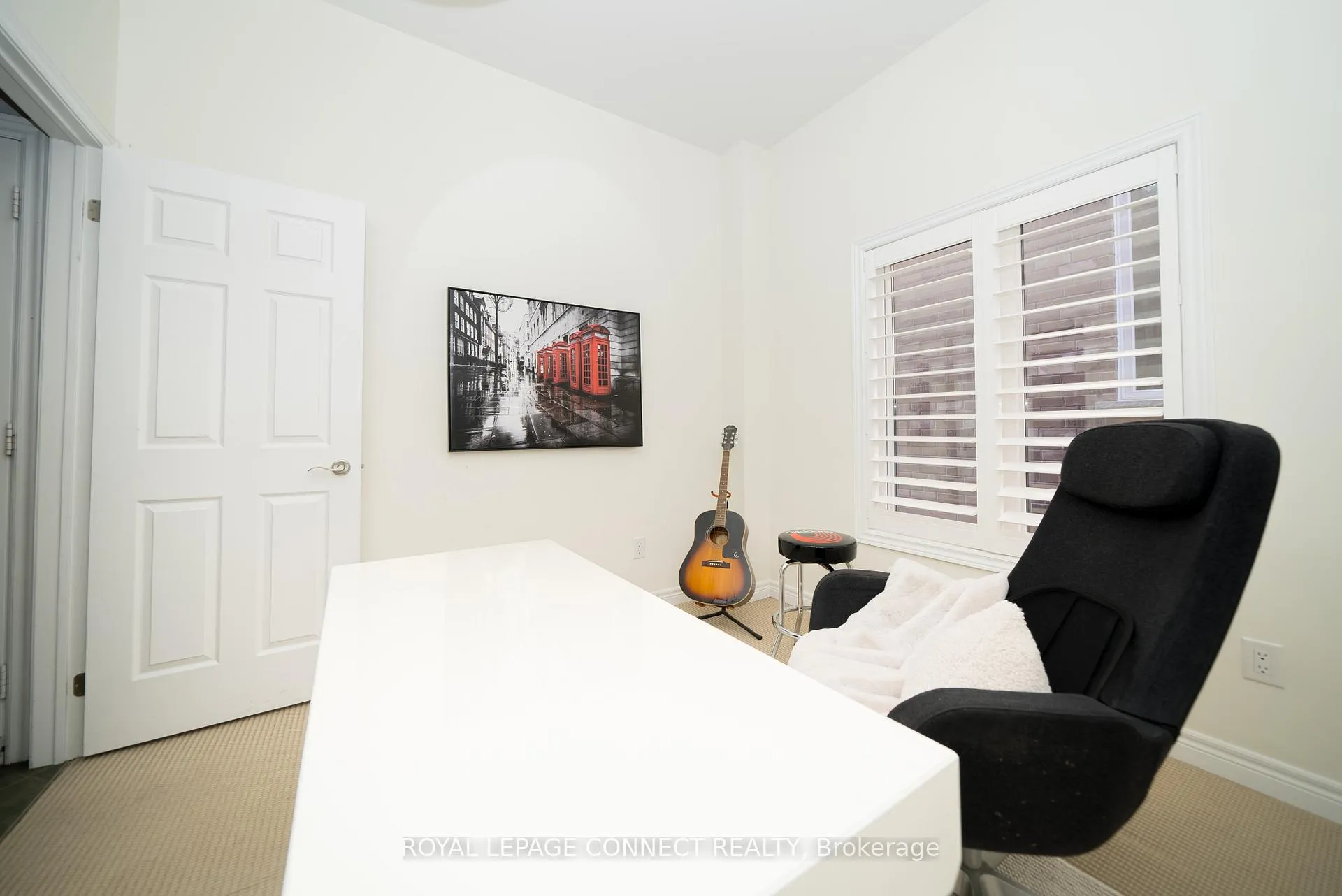 Photo 20 of 18 Kane Crescent, Aurora, Bayview Northeast — HOMEH