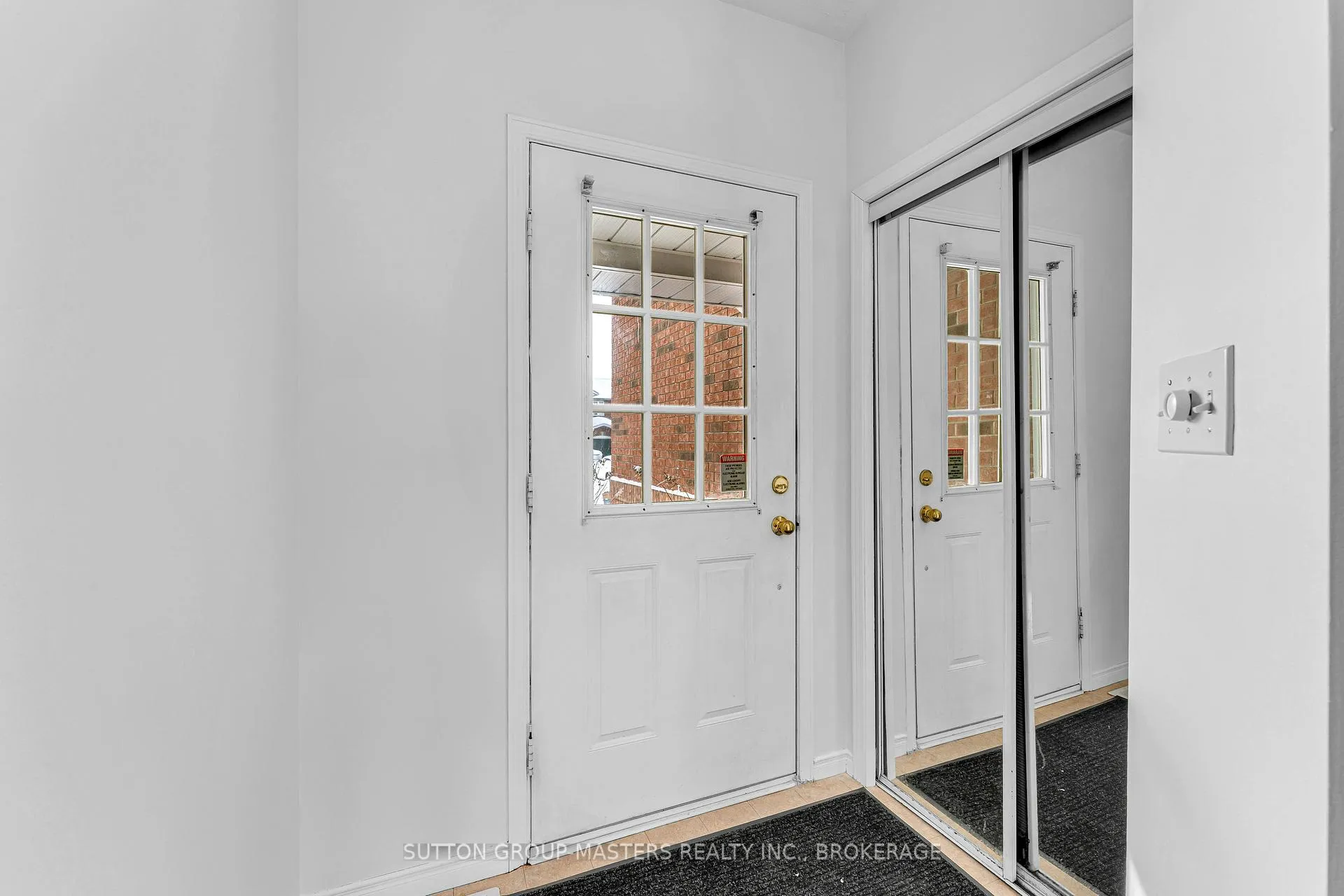 Photo 2 of 546 Quail Court, Kingston, City Southwest — HOMEH