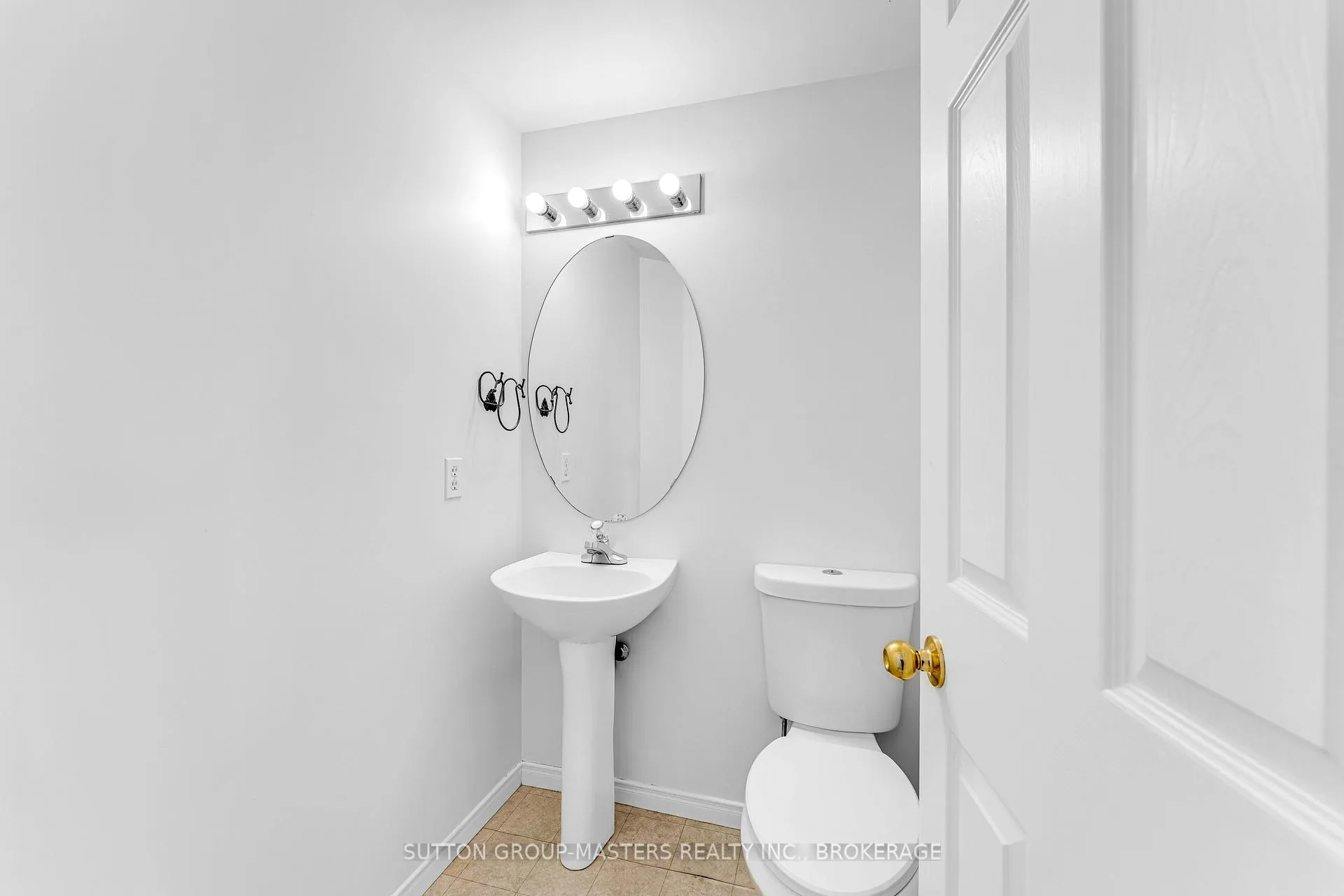 Photo 4 of 546 Quail Court, Kingston, City Southwest — HOMEH