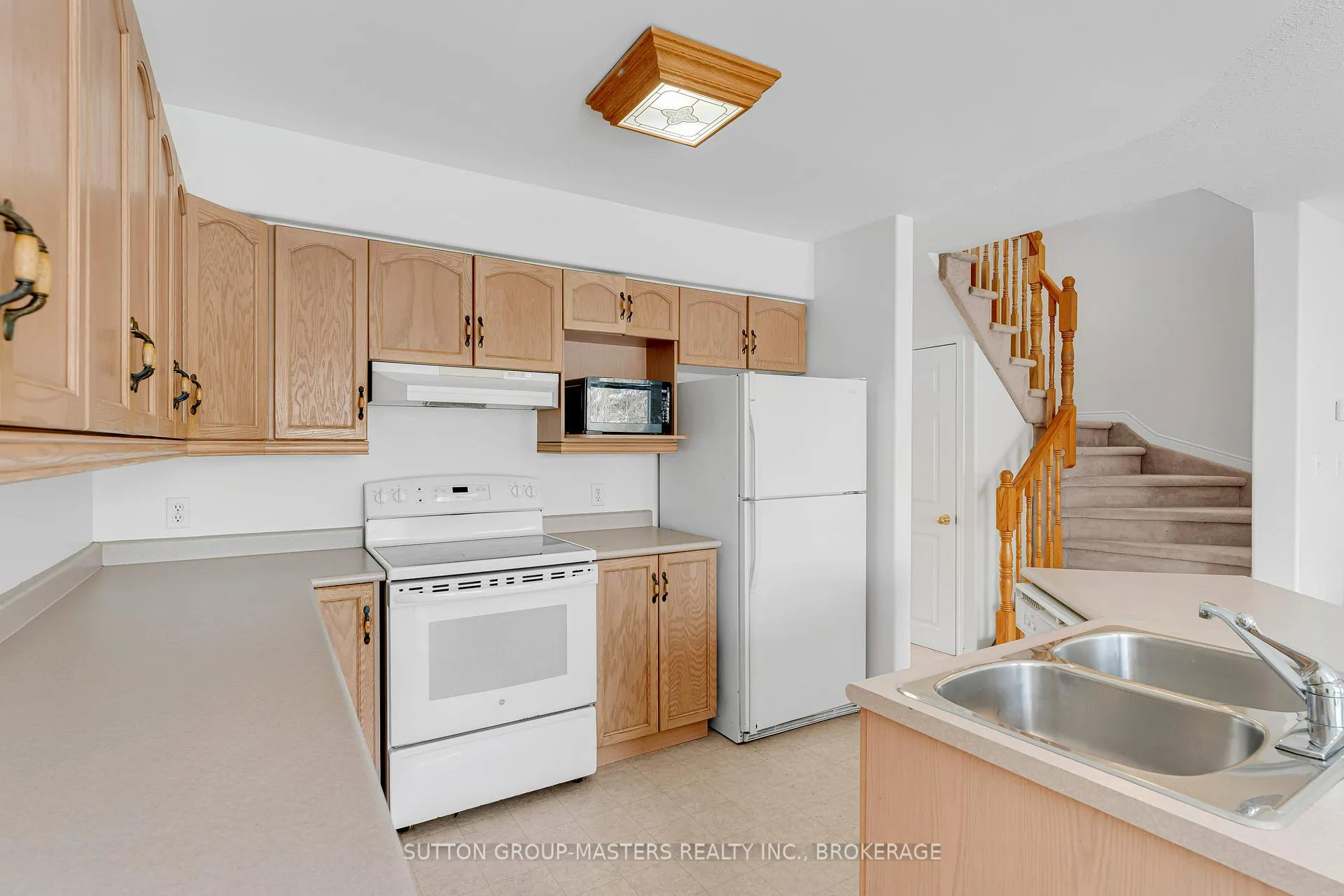Photo 8 of 546 Quail Court, Kingston, City Southwest — HOMEH