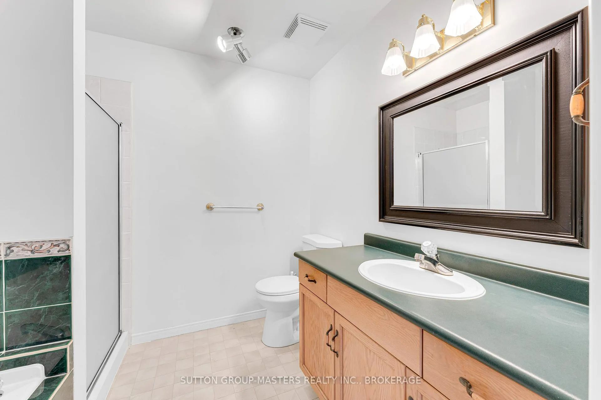 Photo 17 of 546 Quail Court, Kingston, City Southwest — HOMEH