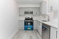 Photo 3 of 19 Brentcliff Drive, Brampton, Fletcher's Meadow — HOMEH