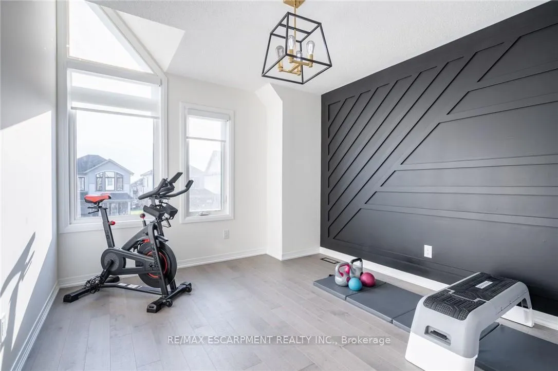 Photo 31 of 128 Fairey Crescent, Hamilton, Mount Hope — HOMEH