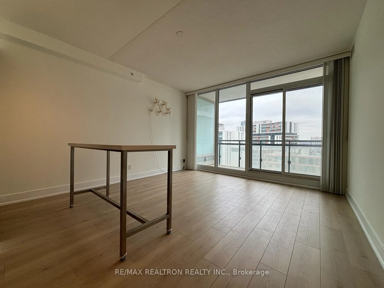 Photo 5 of Unit 901, 180 Enterprise Boulevard, Markham, Unionville — HOMEH