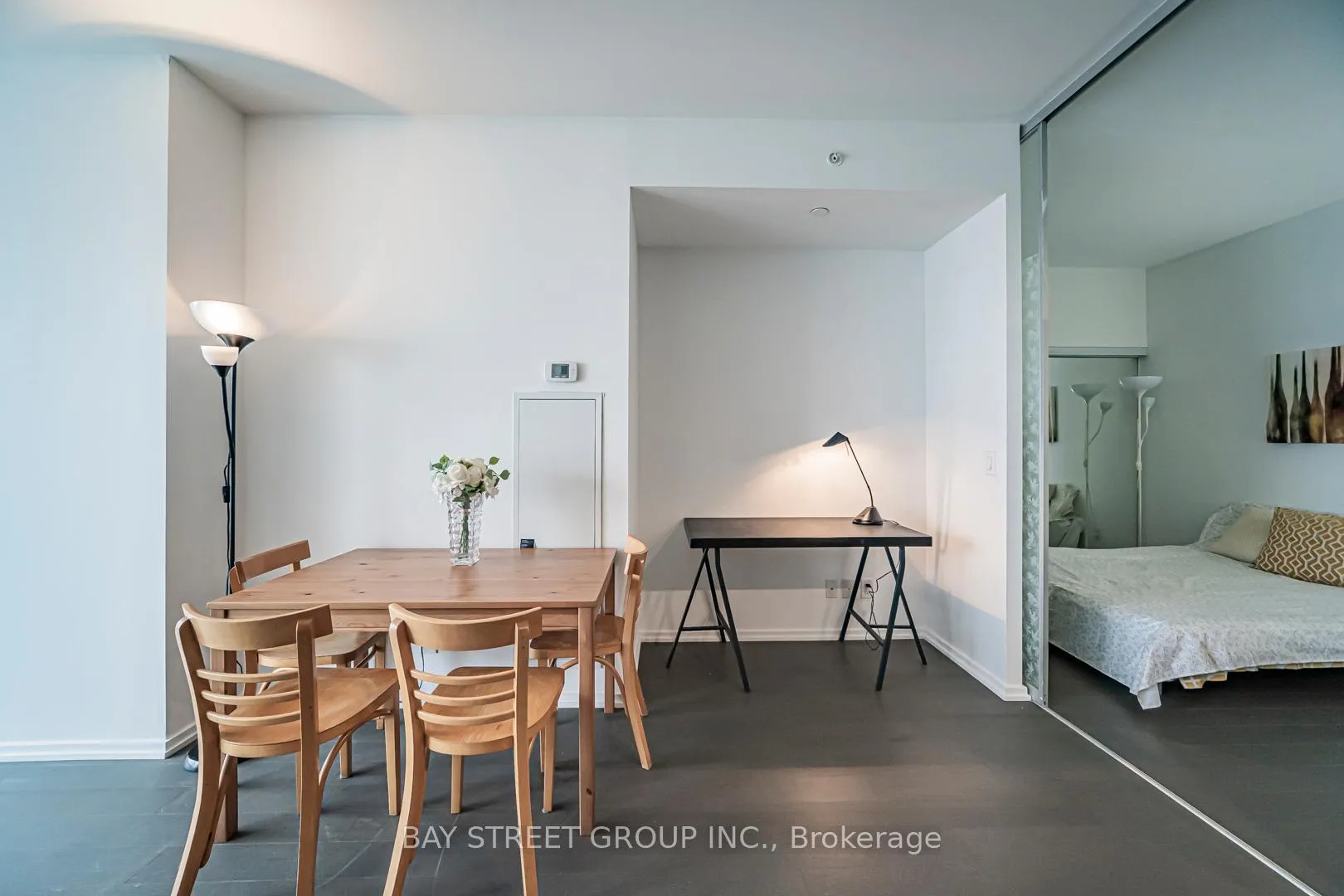Photo 9 of Unit 3217, 70 Temperance Street, Toronto, Bay Street Corridor — HOMEH