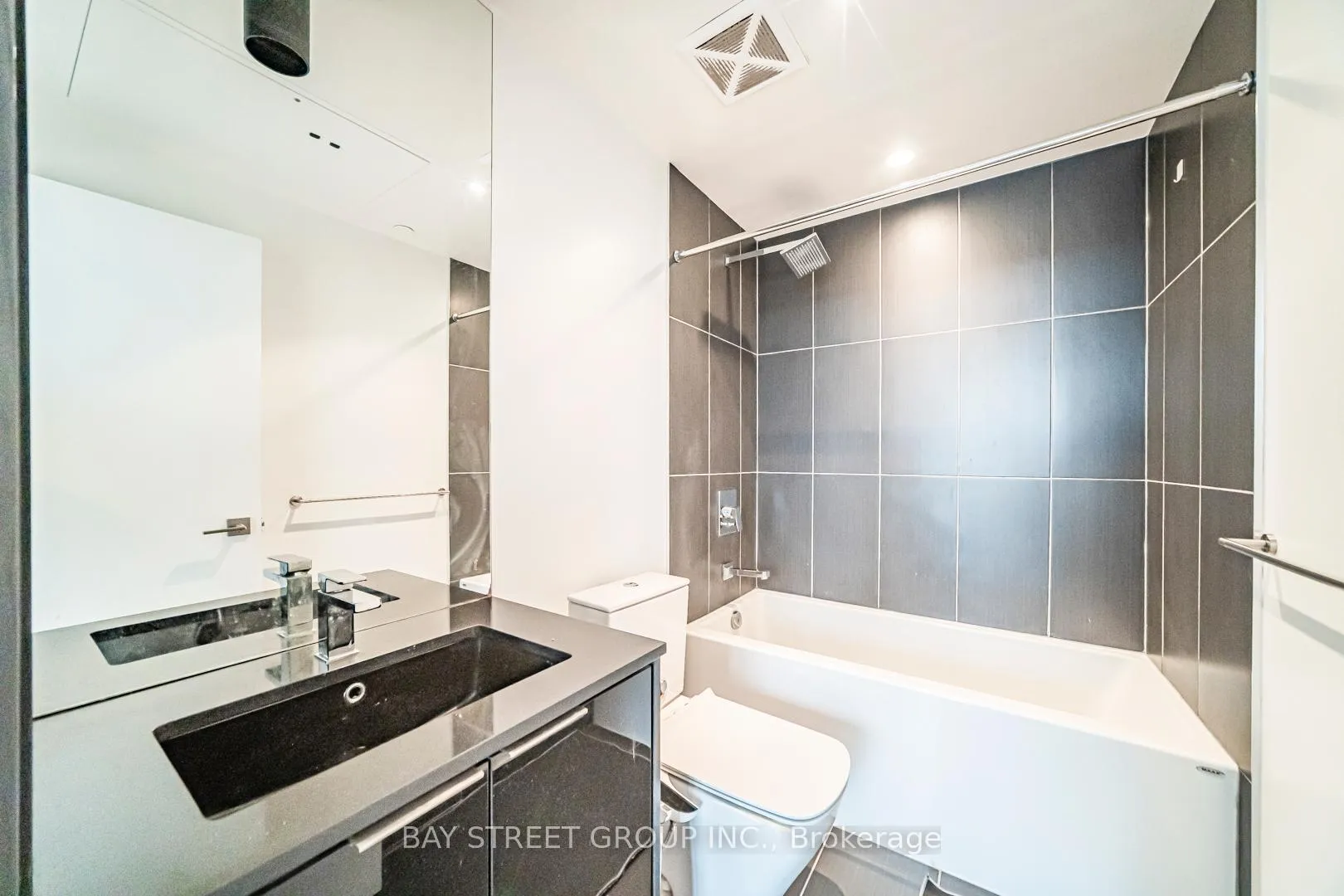 Photo 14 of Unit 3217, 70 Temperance Street, Toronto, Bay Street Corridor — HOMEH
