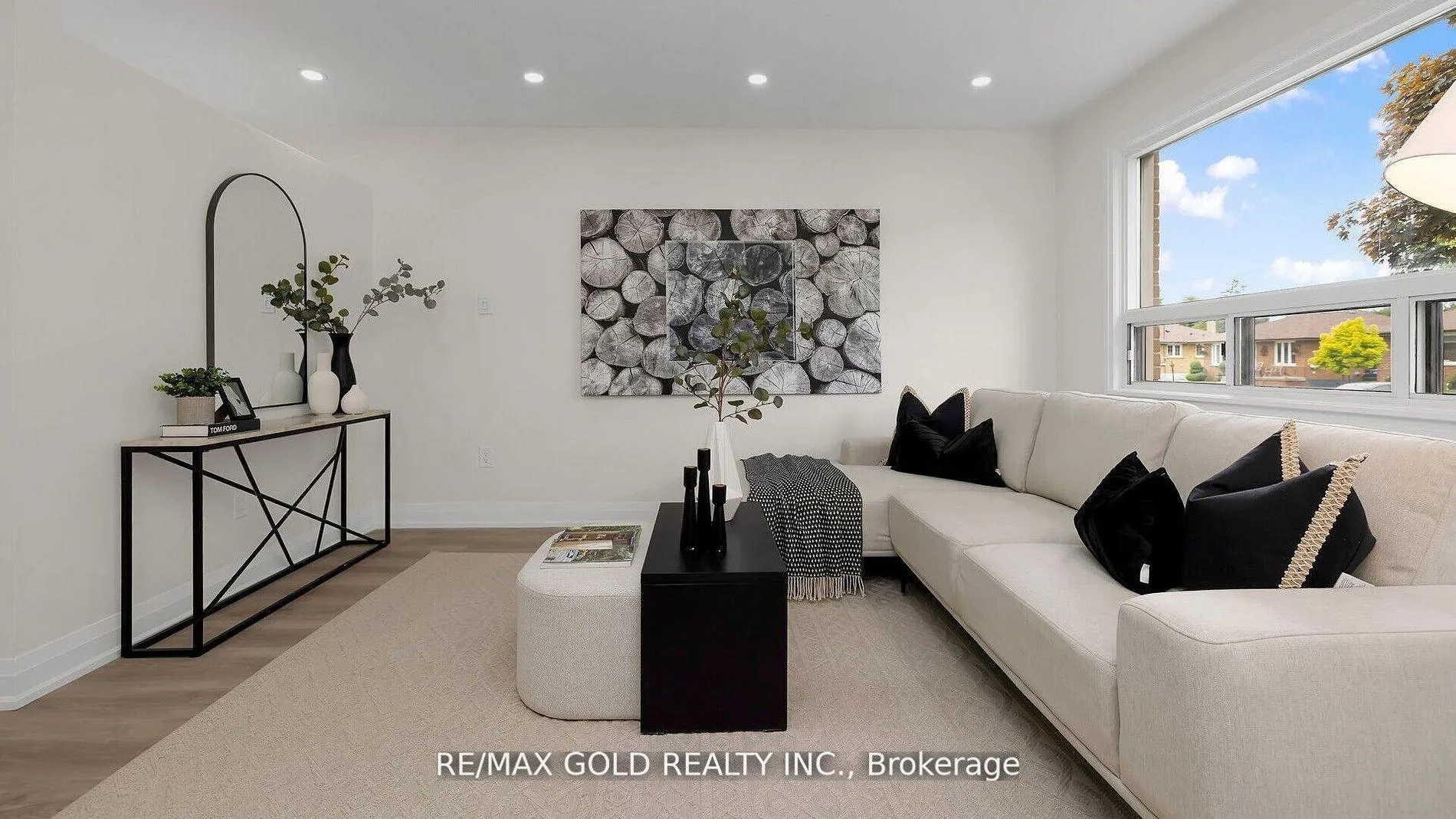 Photo 13 of 93 Cornwall Road, Brampton, Brampton East — HOMEH