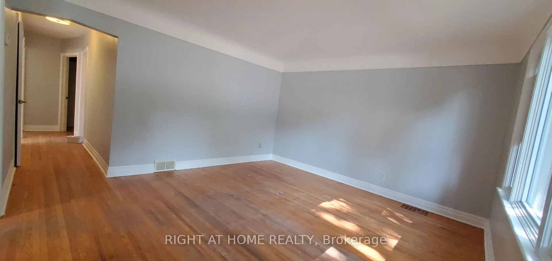 Photo 3 of 81 Maclennan Avenue, Hamilton, Burkholme — HOMEH