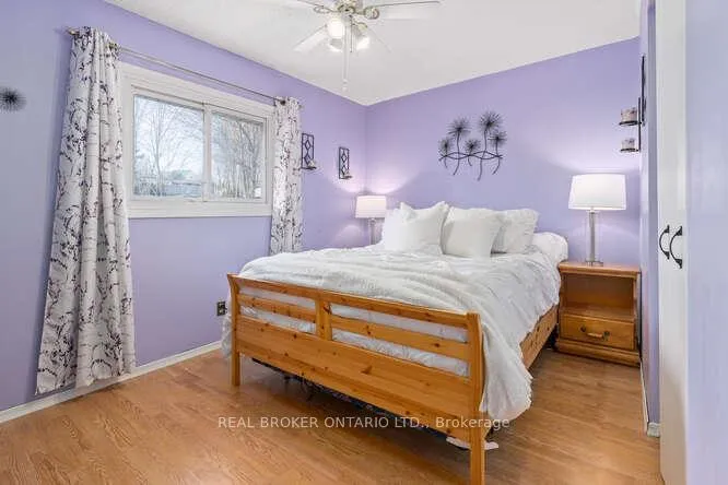 Photo 6 of 19 Dayfoot Drive, Halton Hills, Georgetown — HOMEH