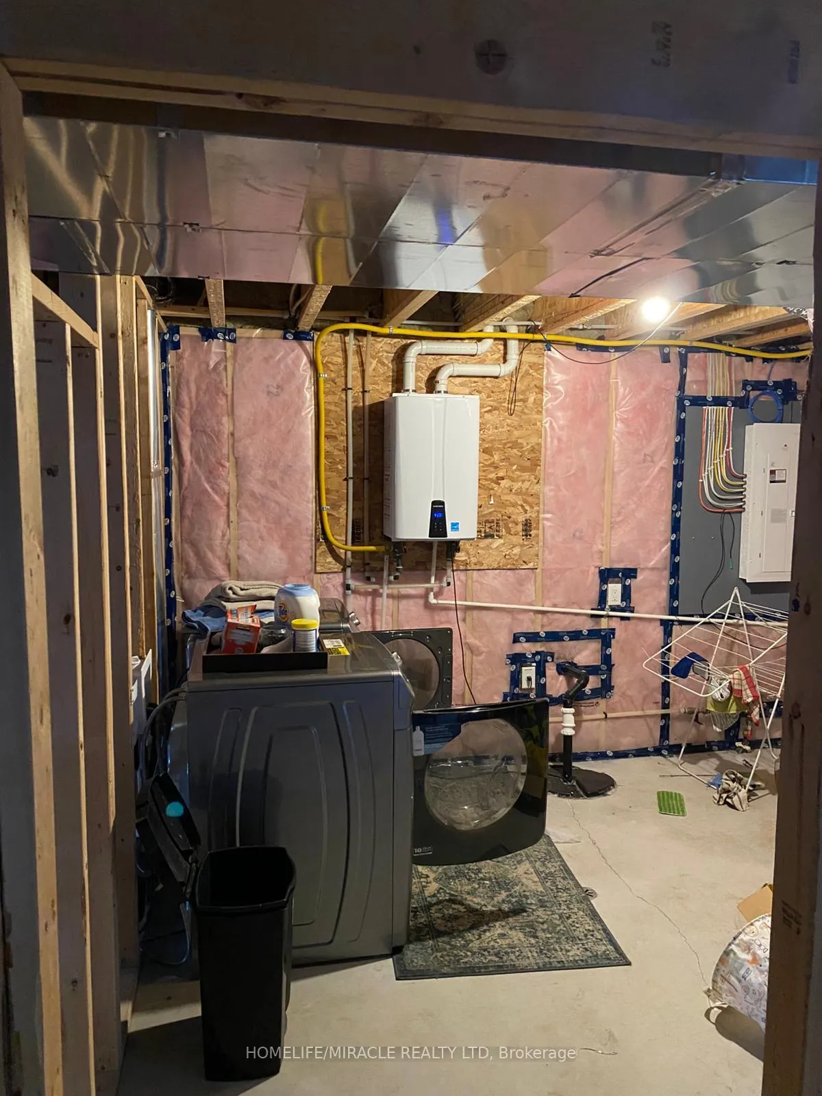 Photo 8 of 223 Manning Drive, Chatham-Kent, Chatham — HOMEH