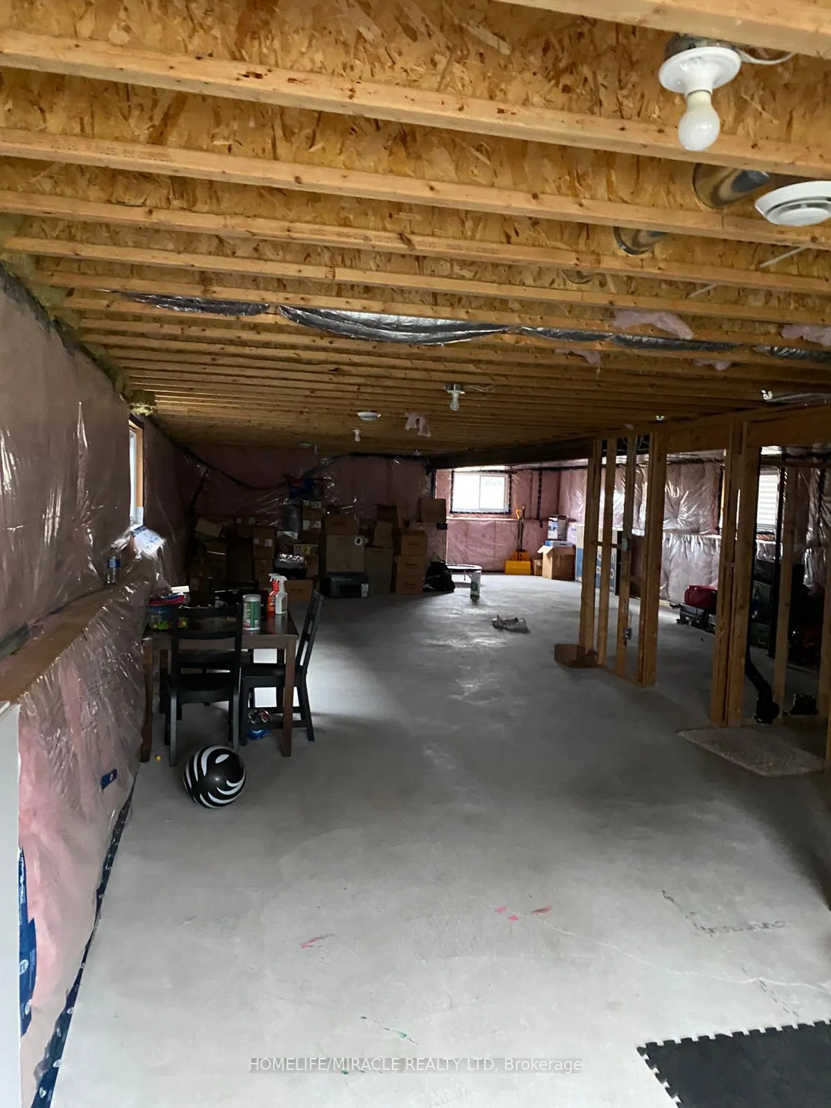 Photo 9 of 223 Manning Drive, Chatham-Kent, Chatham — HOMEH