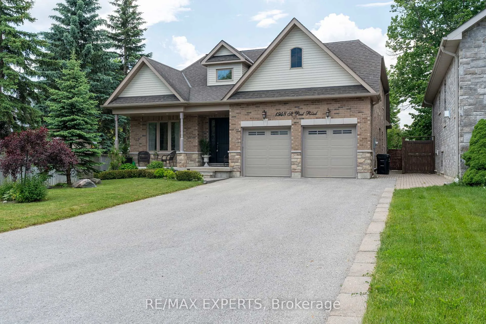 Photo 2 of 1948 St. Paul Road, Innisfil, Alcona — HOMEH