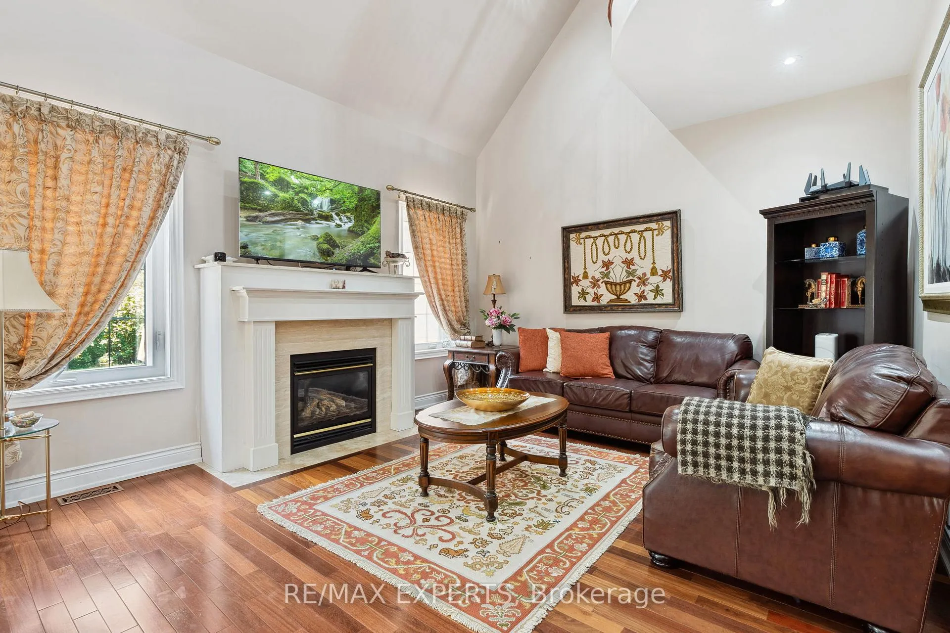 Photo 12 of 1948 St. Paul Road, Innisfil, Alcona — HOMEH