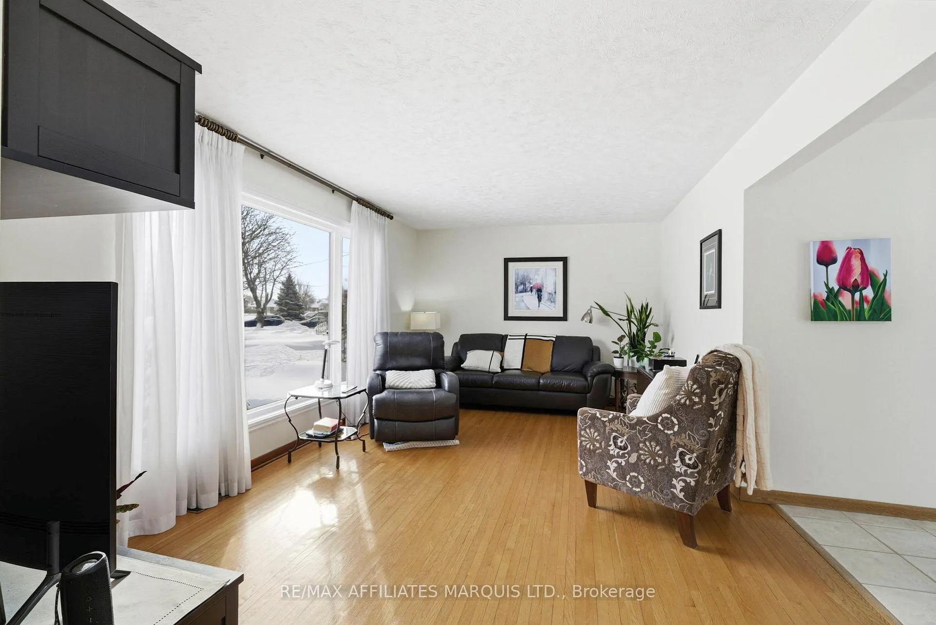 Photo 3 of 1340 Marc Street, Cornwall — HOMEH
