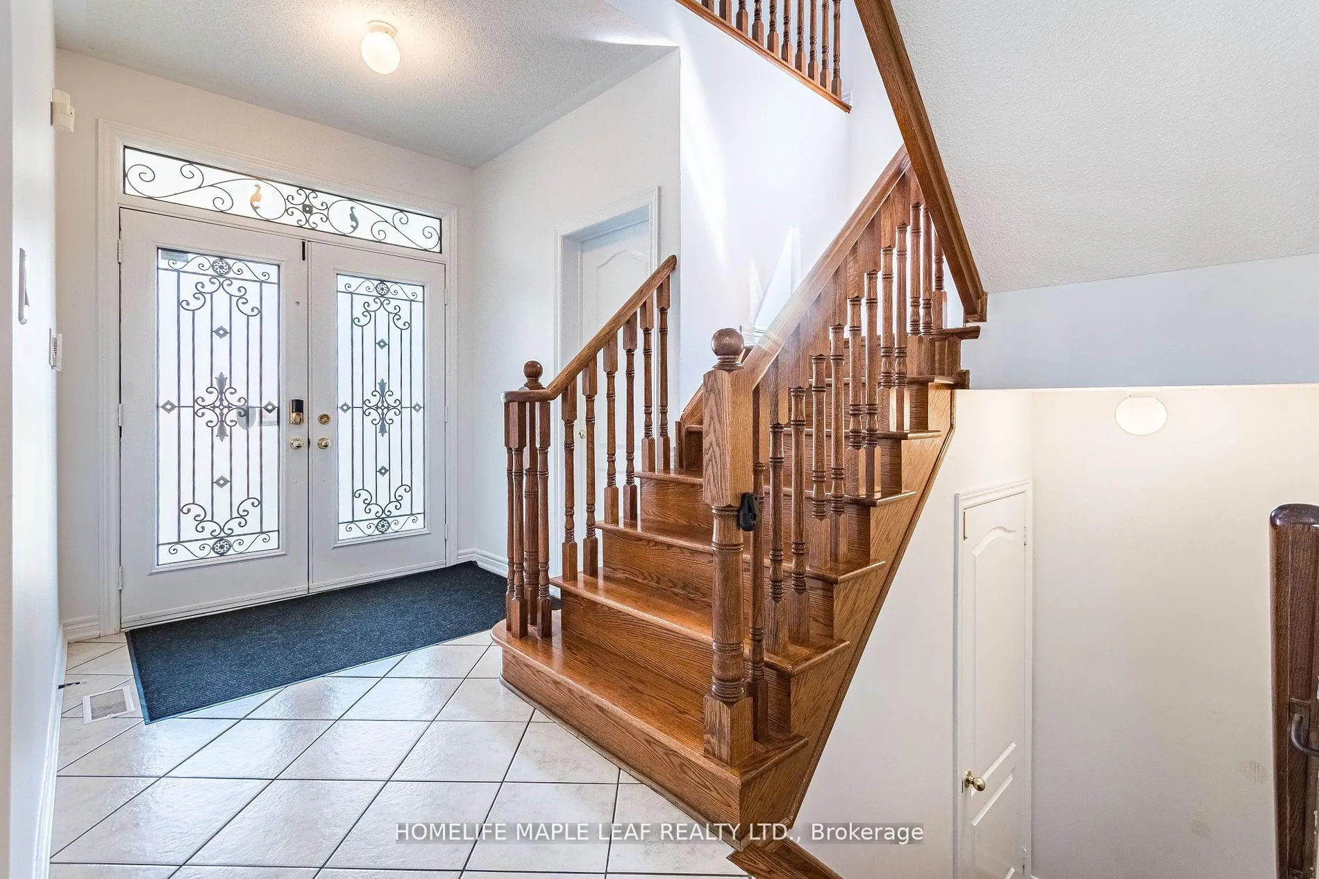 Photo 4 of 17 Matagami Street, Brampton, Bram West — HOMEH
