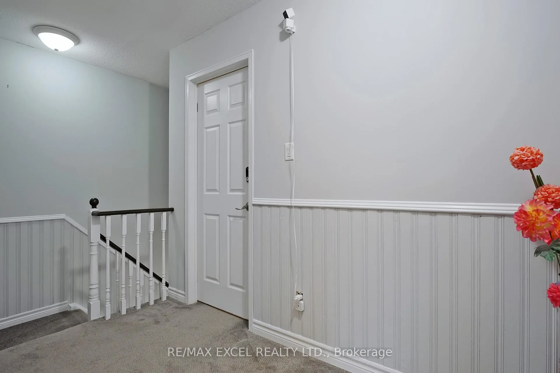 Photo 18 of 398 Bristol Crescent, Oshawa, Vanier — HOMEH