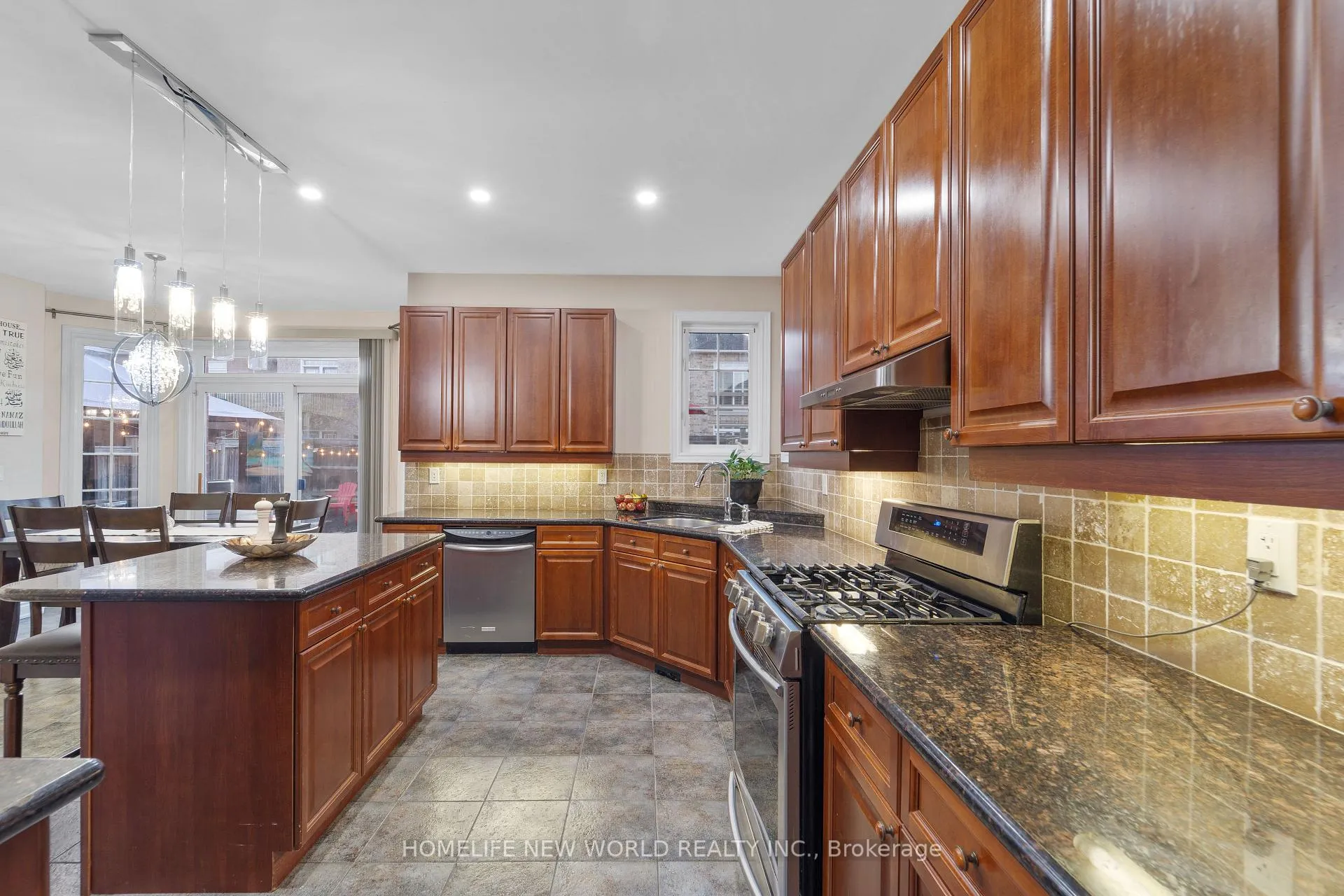 Photo 15 of 1033 Copperfield Drive, Oshawa, Eastdale — HOMEH