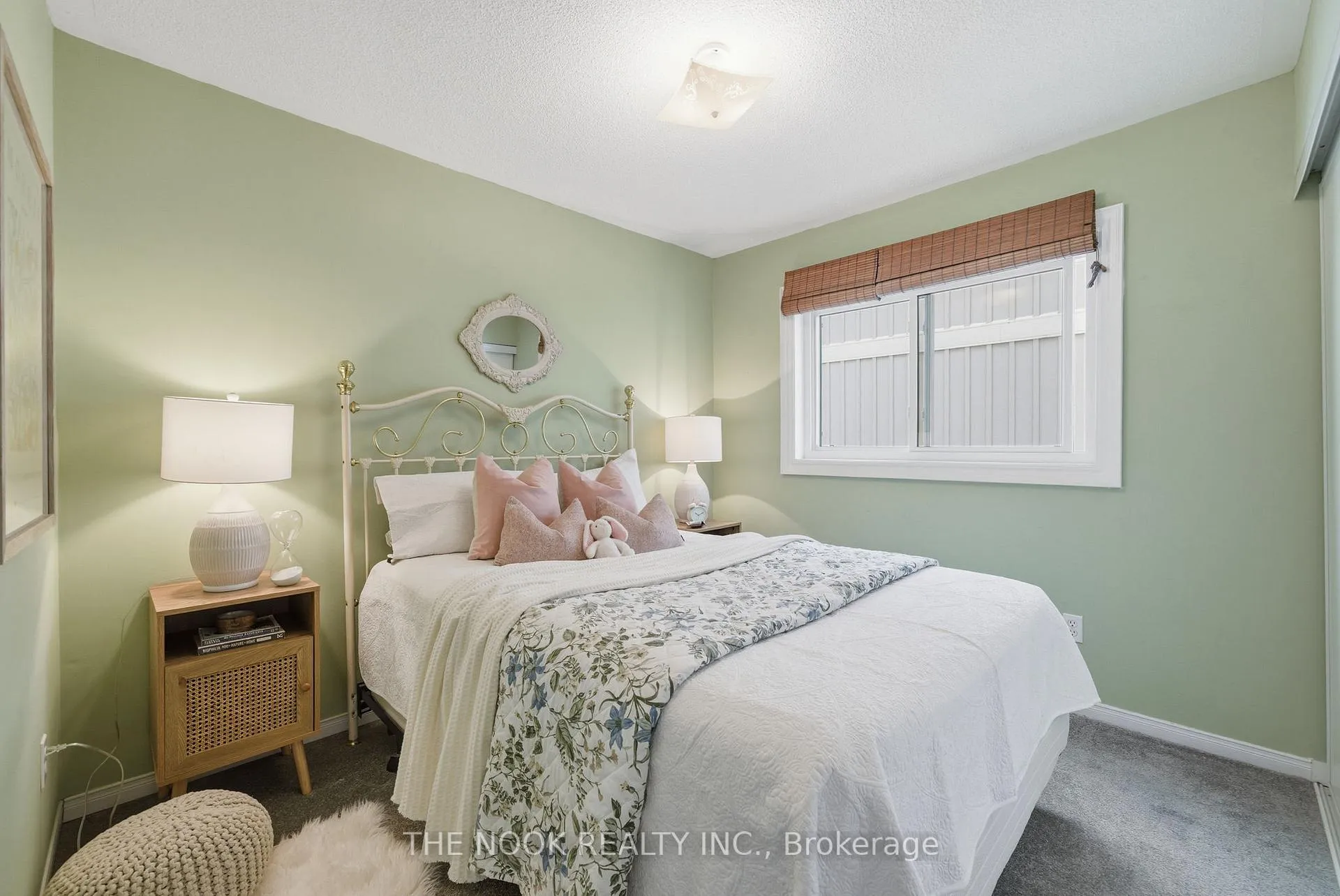 Photo 24 of 53 Kinross Avenue, Whitby, Brooklin — HOMEH