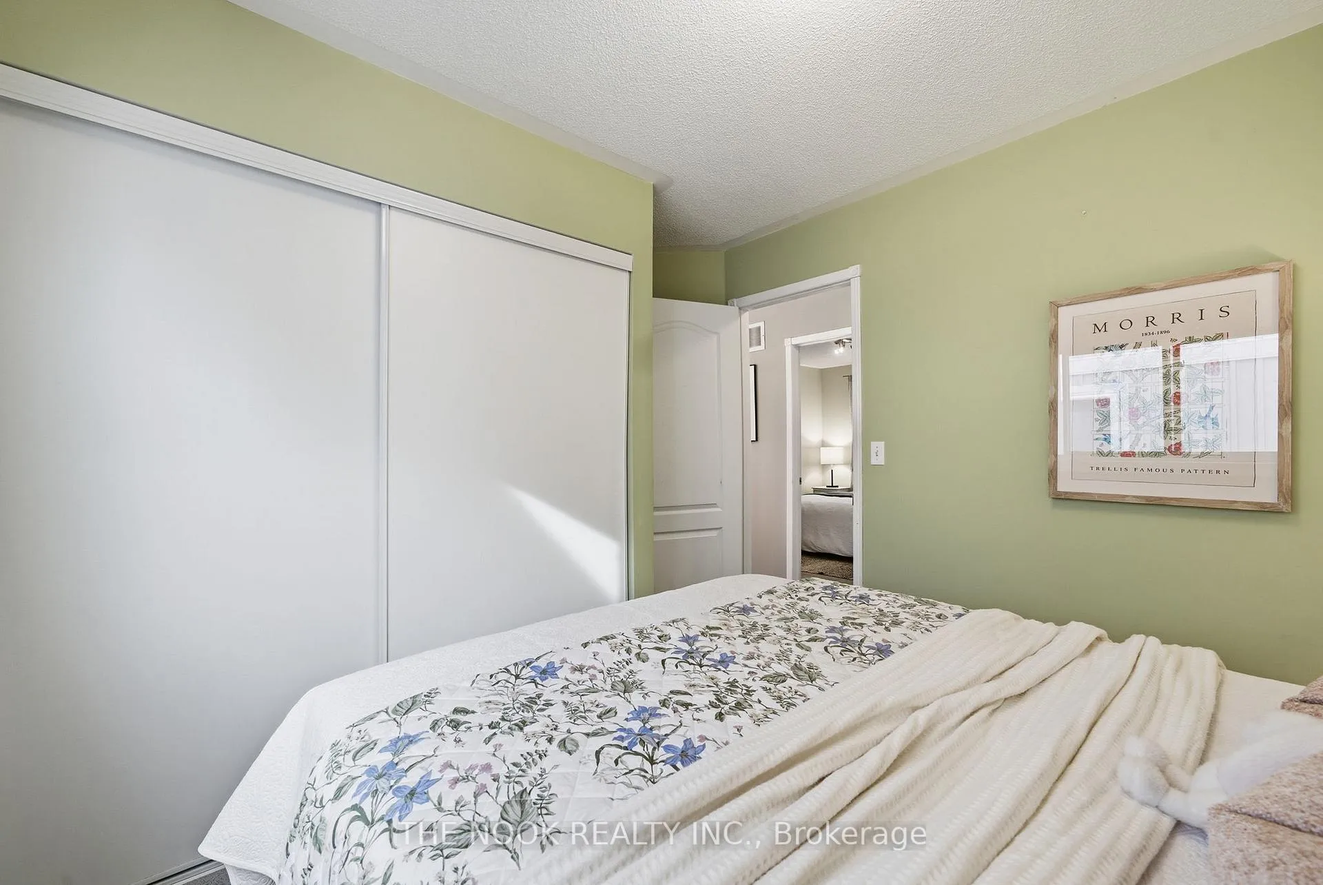 Photo 25 of 53 Kinross Avenue, Whitby, Brooklin — HOMEH