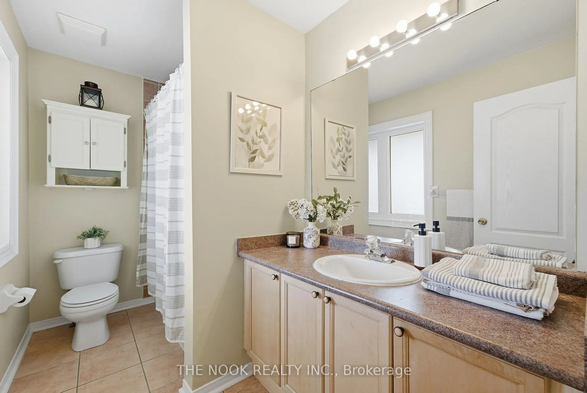 Photo 30 of 53 Kinross Avenue, Whitby, Brooklin — HOMEH