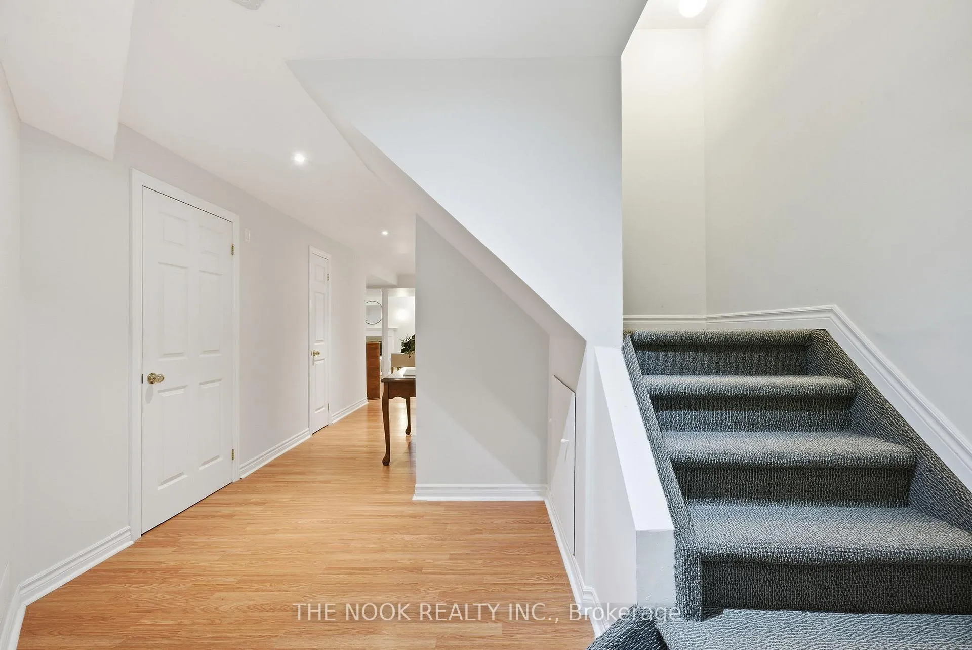 Photo 31 of 53 Kinross Avenue, Whitby, Brooklin — HOMEH