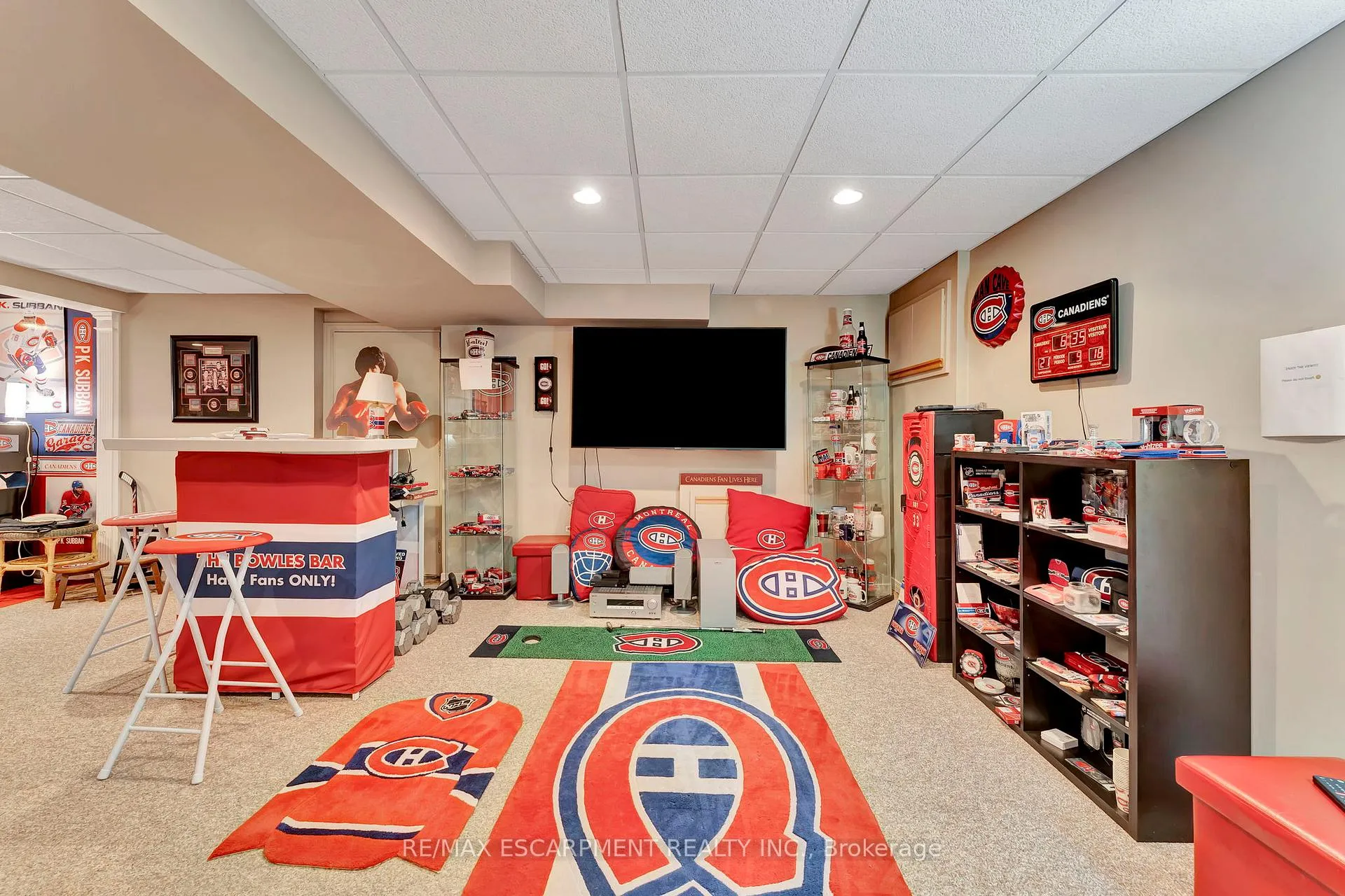 Photo 27 of 19 Falconridge Drive, Hamilton, Carpenter — HOMEH