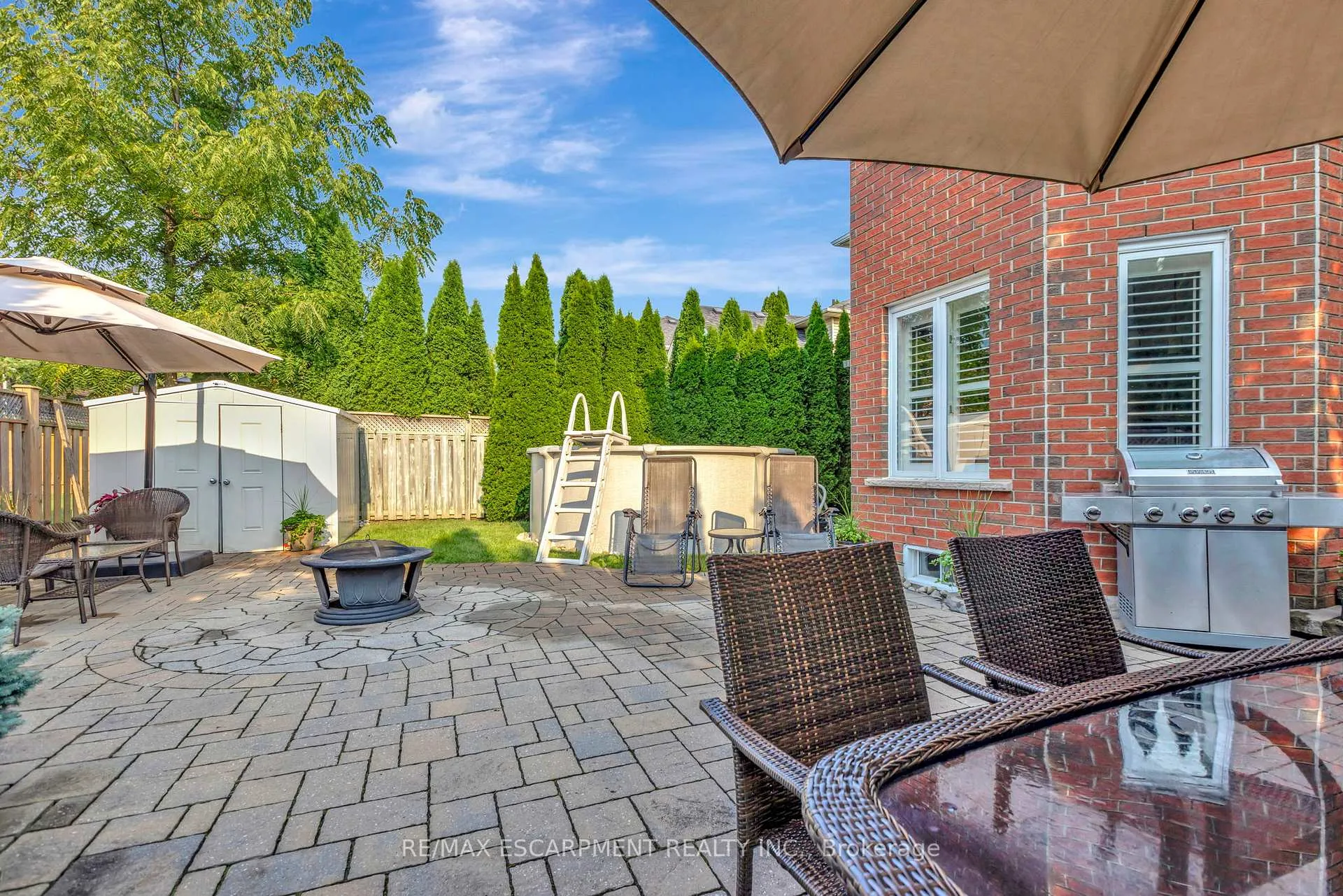 Photo 31 of 19 Falconridge Drive, Hamilton, Carpenter — HOMEH