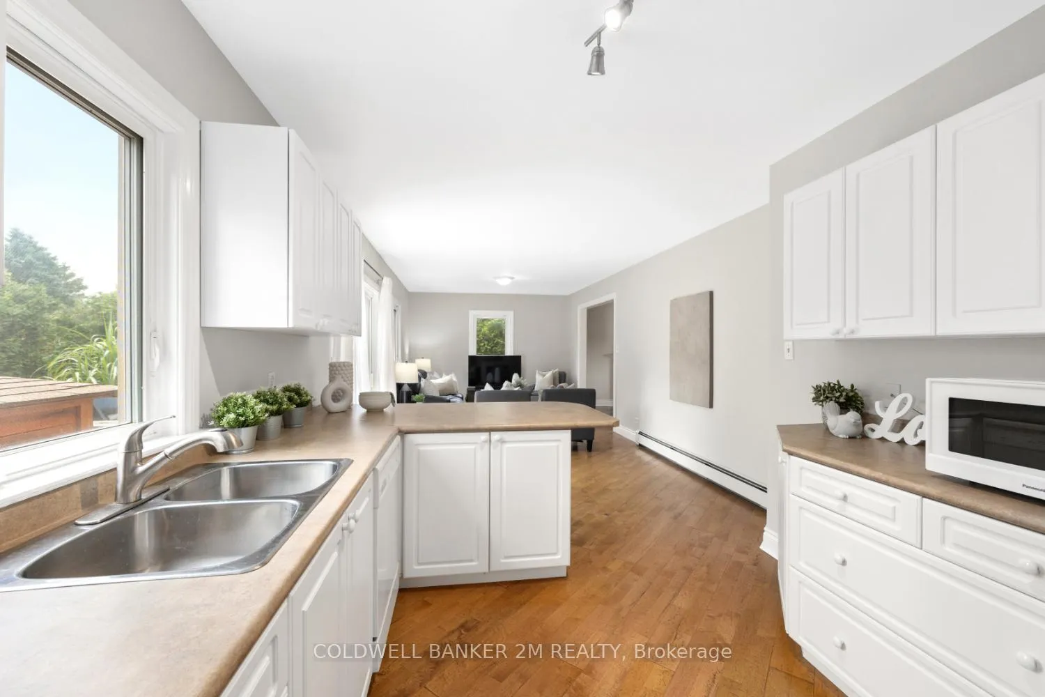 Photo 2 of 1677 Central Street, Pickering, Rural Pickering — HOMEH