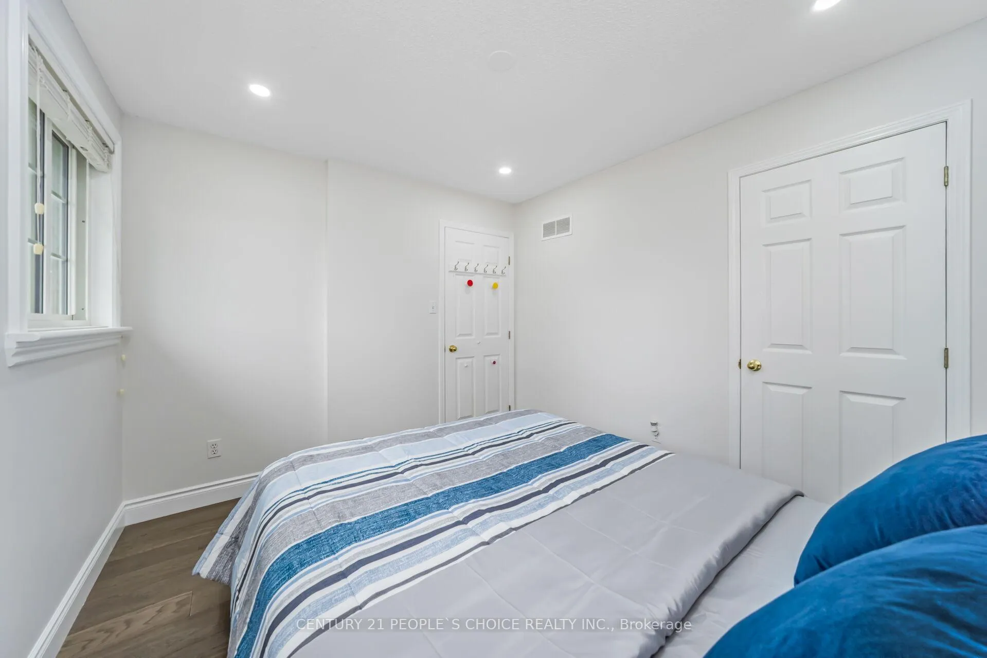 Photo 33 of 10 Hillgarden Drive, Hamilton, Stoney Creek — HOMEH