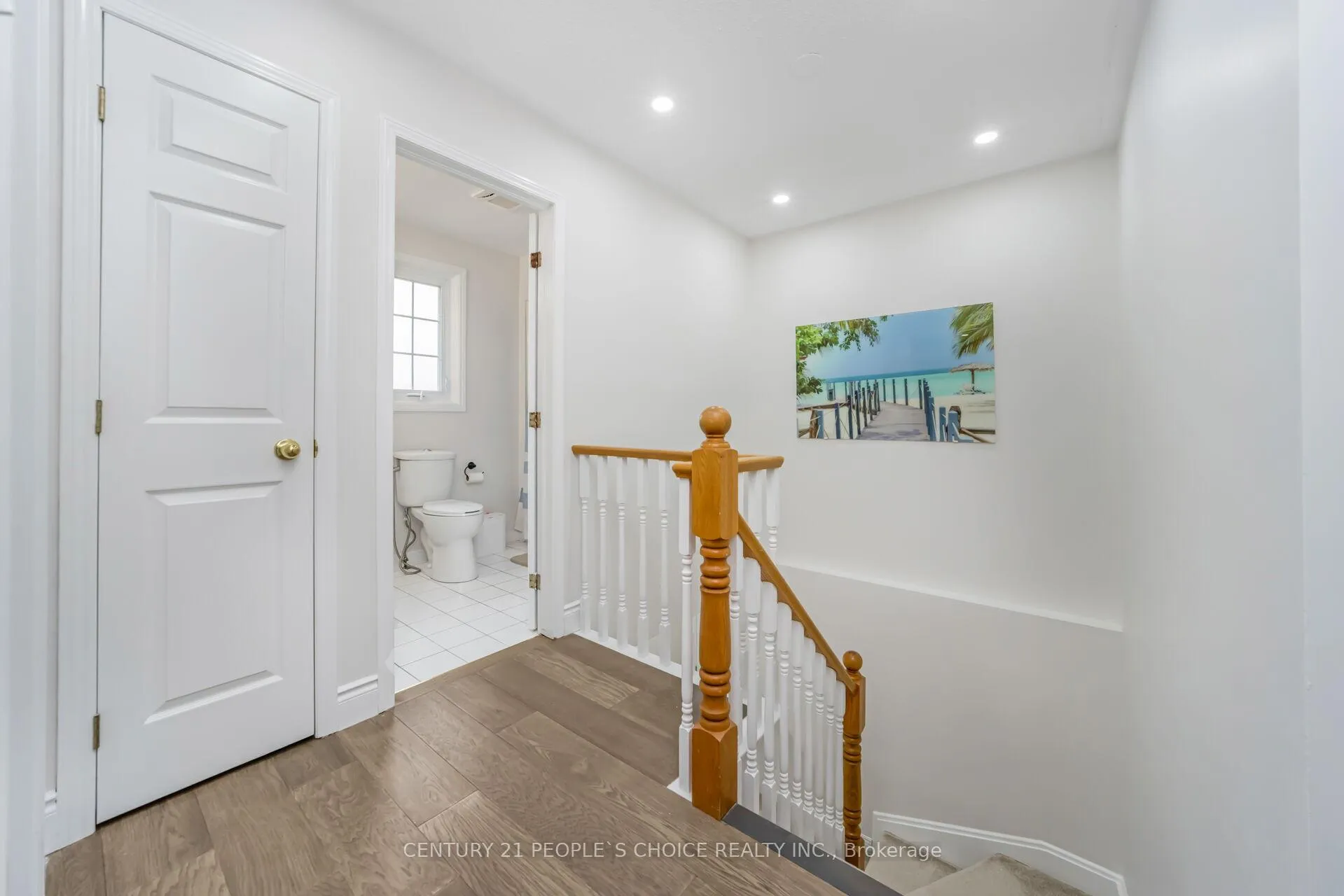 Photo 34 of 10 Hillgarden Drive, Hamilton, Stoney Creek — HOMEH