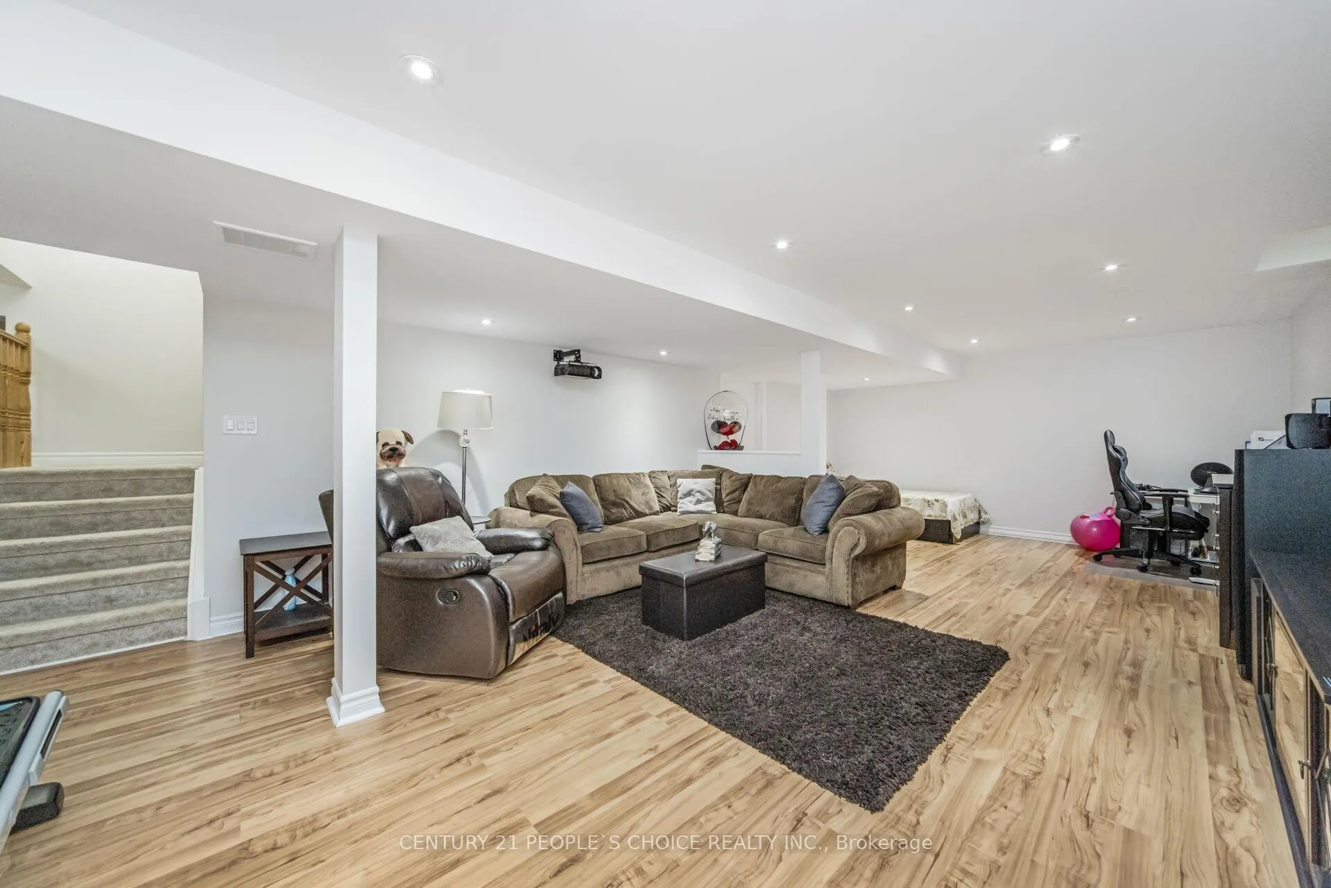 Photo 38 of 10 Hillgarden Drive, Hamilton, Stoney Creek — HOMEH