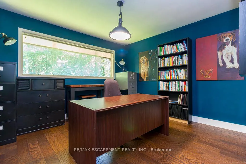 Photo 25 of 858 Montgomery Drive, Hamilton, Ancaster — HOMEH