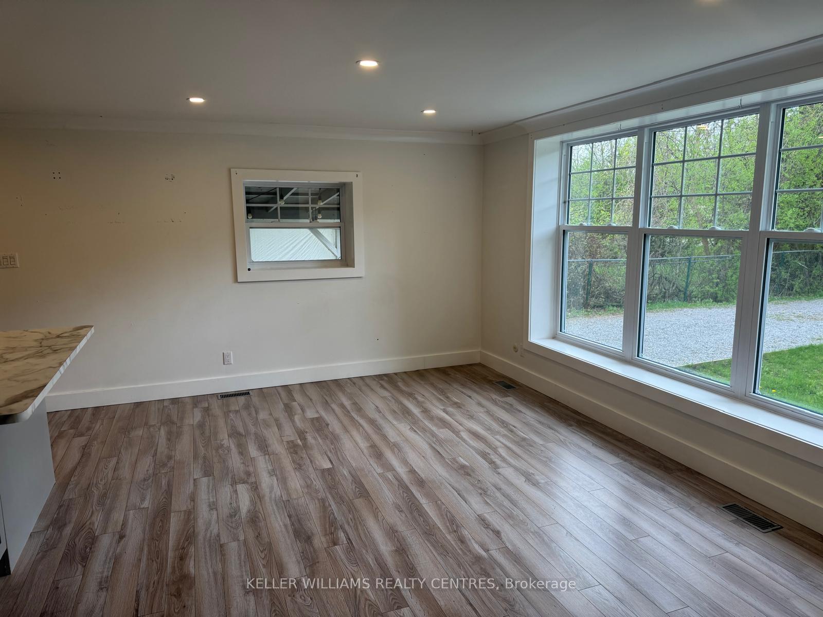 Photo 5 of 773 Rockaway Road, Georgina, Historic Lakeshore Communities — HOMEH