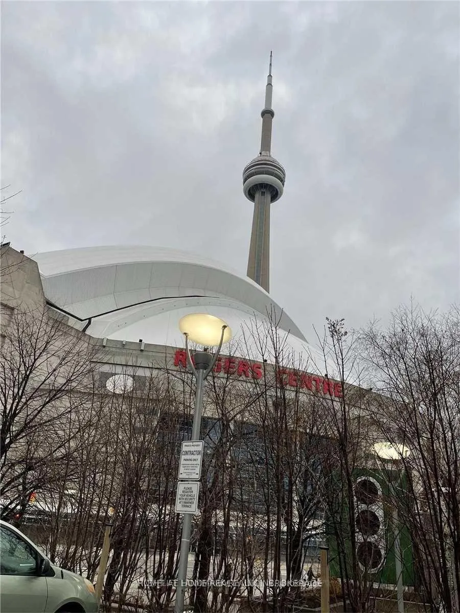 Photo 19 of Unit 2006, 5 Mariner Terrace, Toronto, Waterfront Communities — HOMEH
