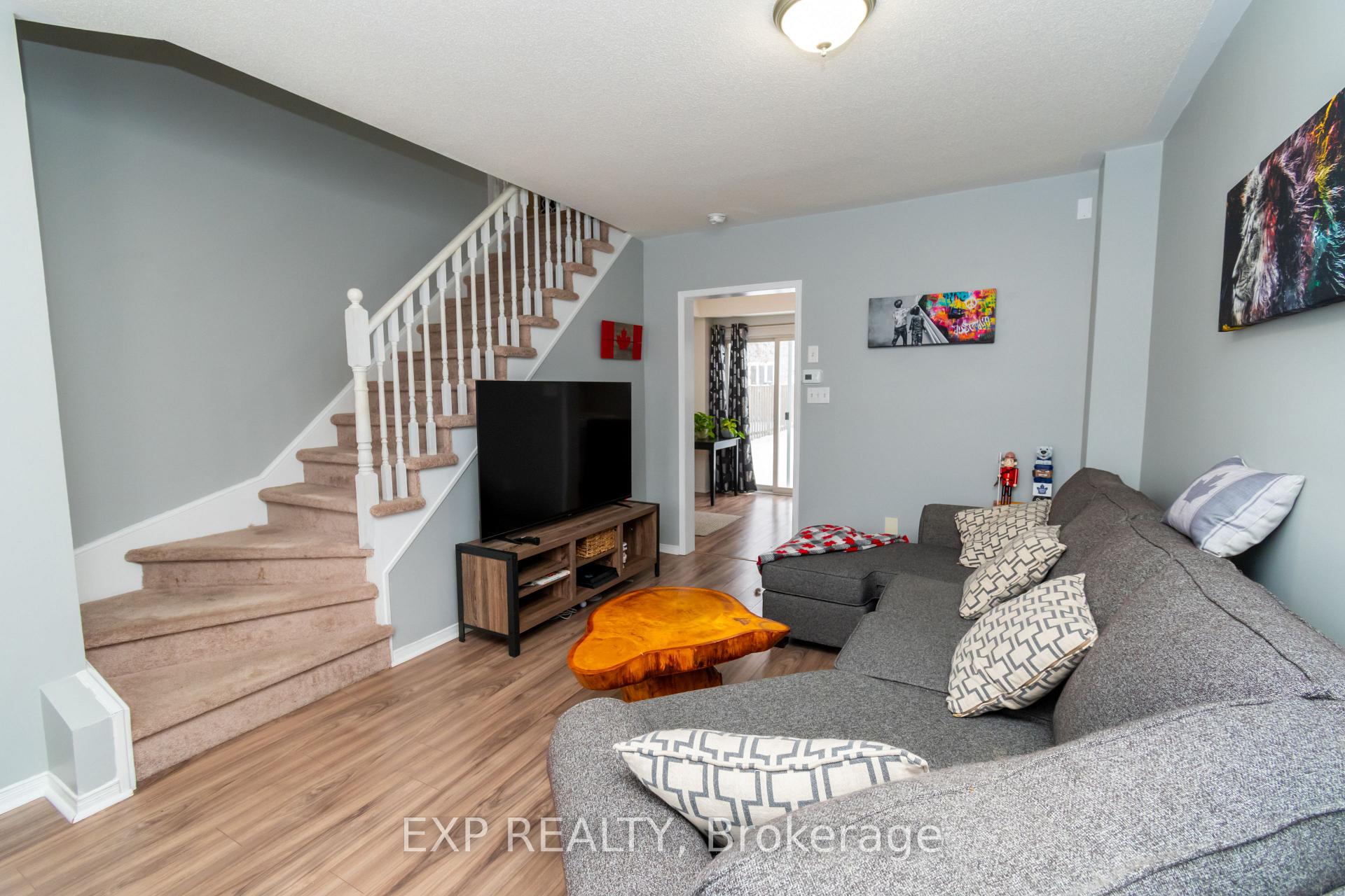 Photo 11 of 13 Truax Crescent, Essa, Angus — HOMEH