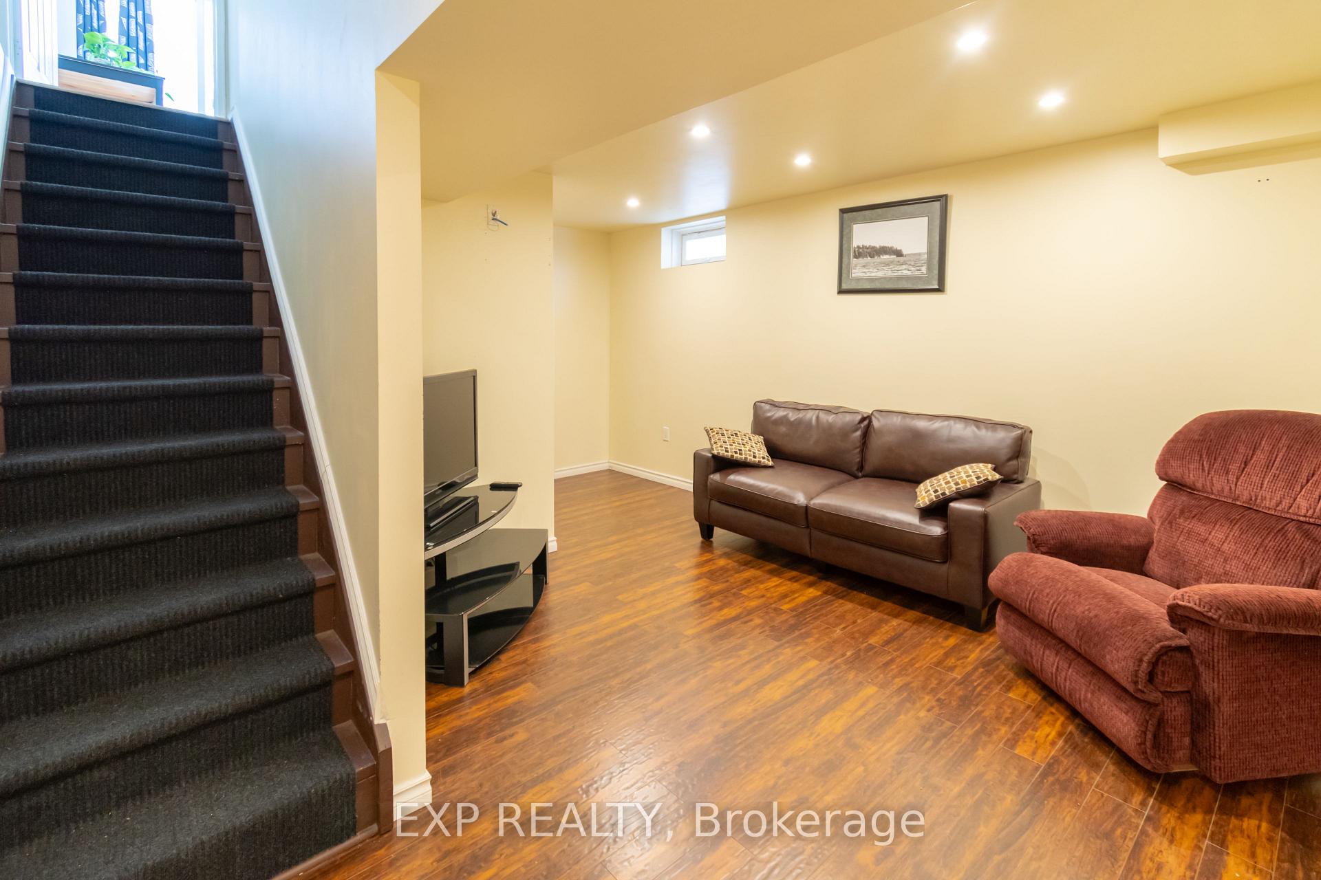 Photo 27 of 13 Truax Crescent, Essa, Angus — HOMEH