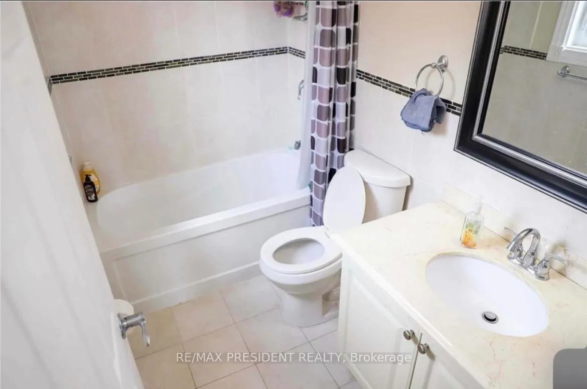 Photo 11 of 146 Havelock Drive, Brampton, Fletcher's Creek South — HOMEH